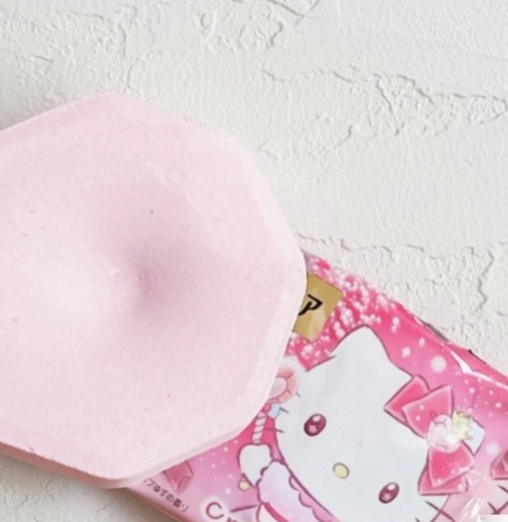 メディキュア　Cuteロゼの香り【医薬部外品】/バブ/炭酸系入浴剤を使ったクチコミ（2枚目）