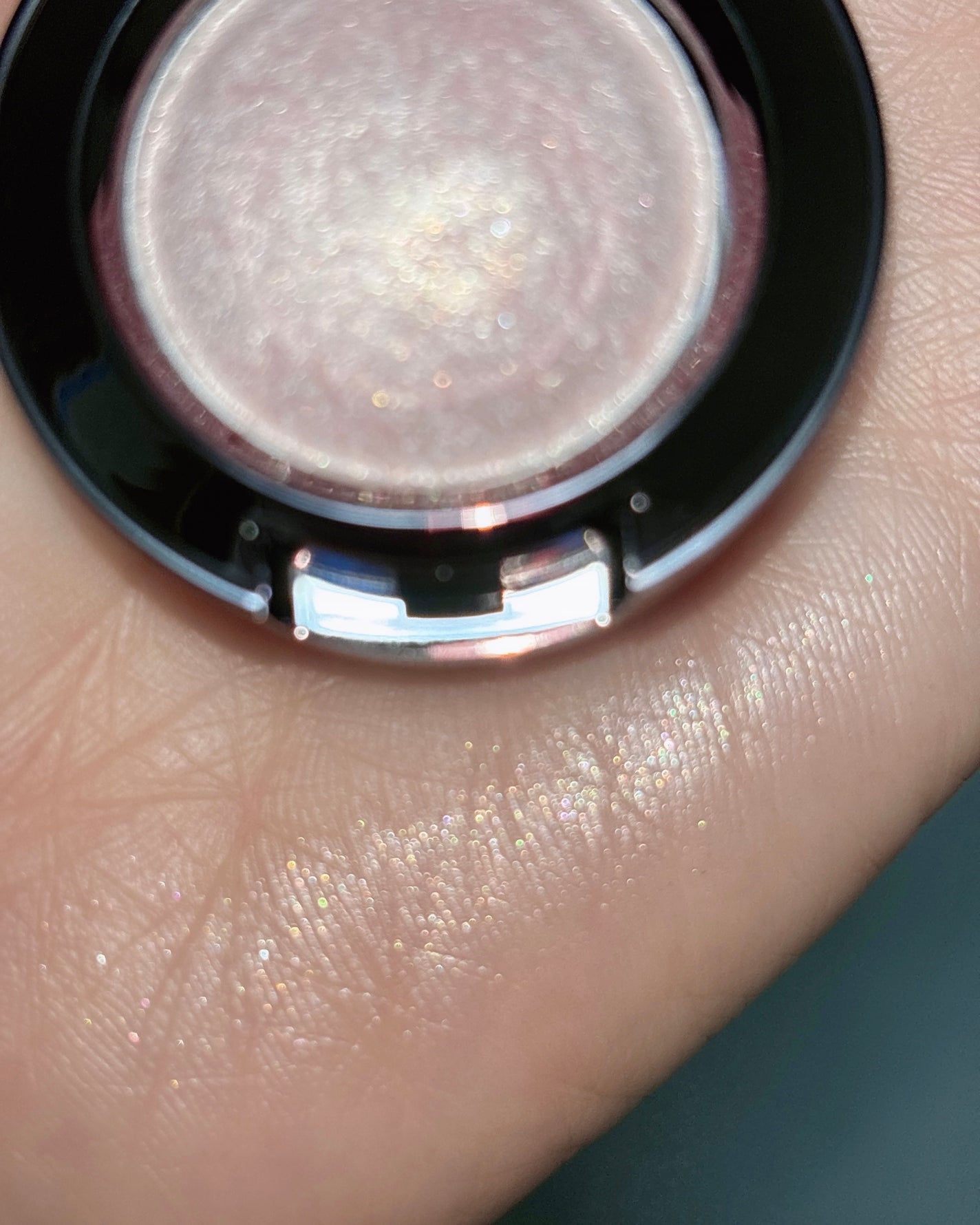 グロウクリームアイシャドウ/and us/ジェル・クリームアイシャドウを使ったクチコミ(3枚目)