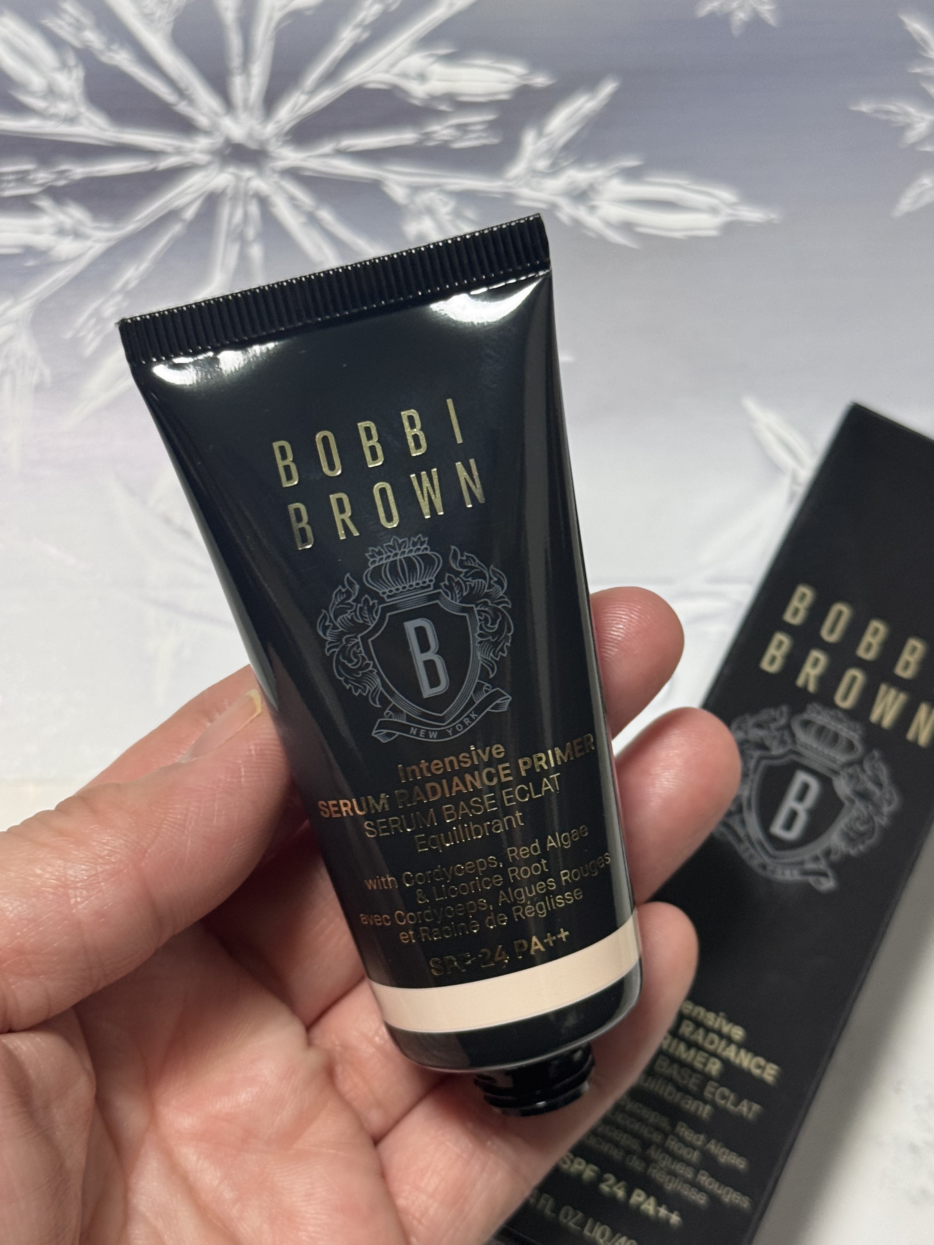 インテンシブ セラム ラディアンス プライマー/BOBBI BROWN/化粧下地を使ったクチコミ（2枚目）