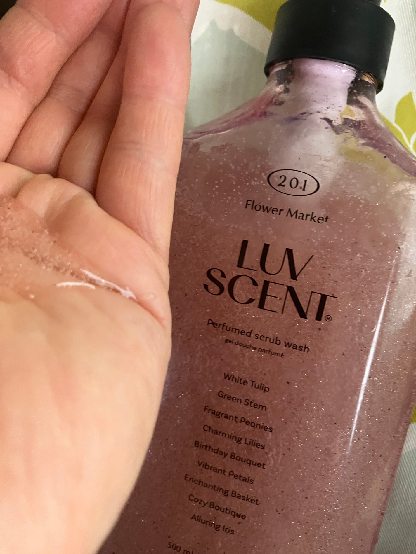 かりまま on LIPS 「LUVSCENT【ラブセント】パフュームスクラブボディウォッシ..」(2枚目)