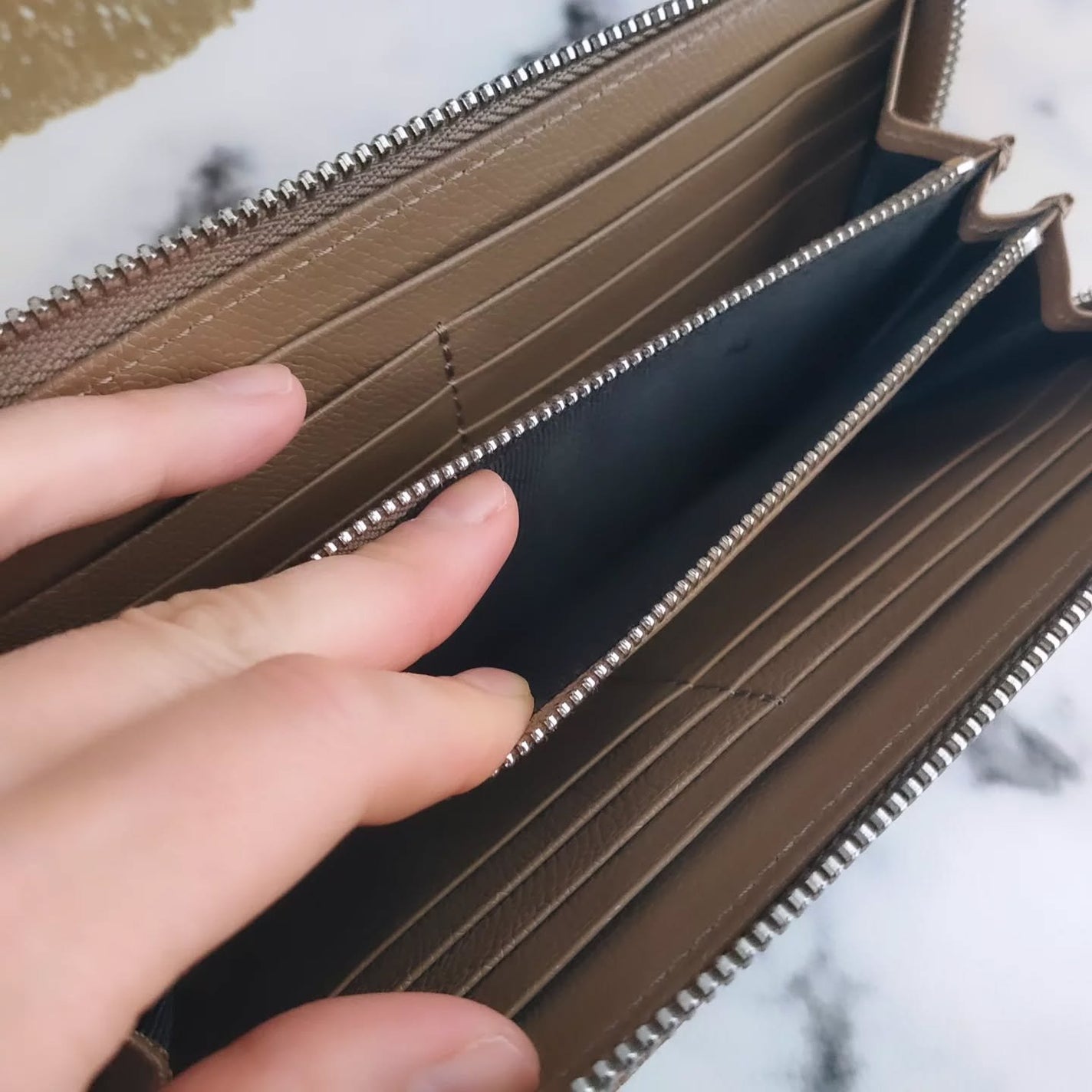 きょのすけ on LIPS 「<améliage長財布>を愛用中♪ずっと一緒に年を重ねたくな..」(5枚目)