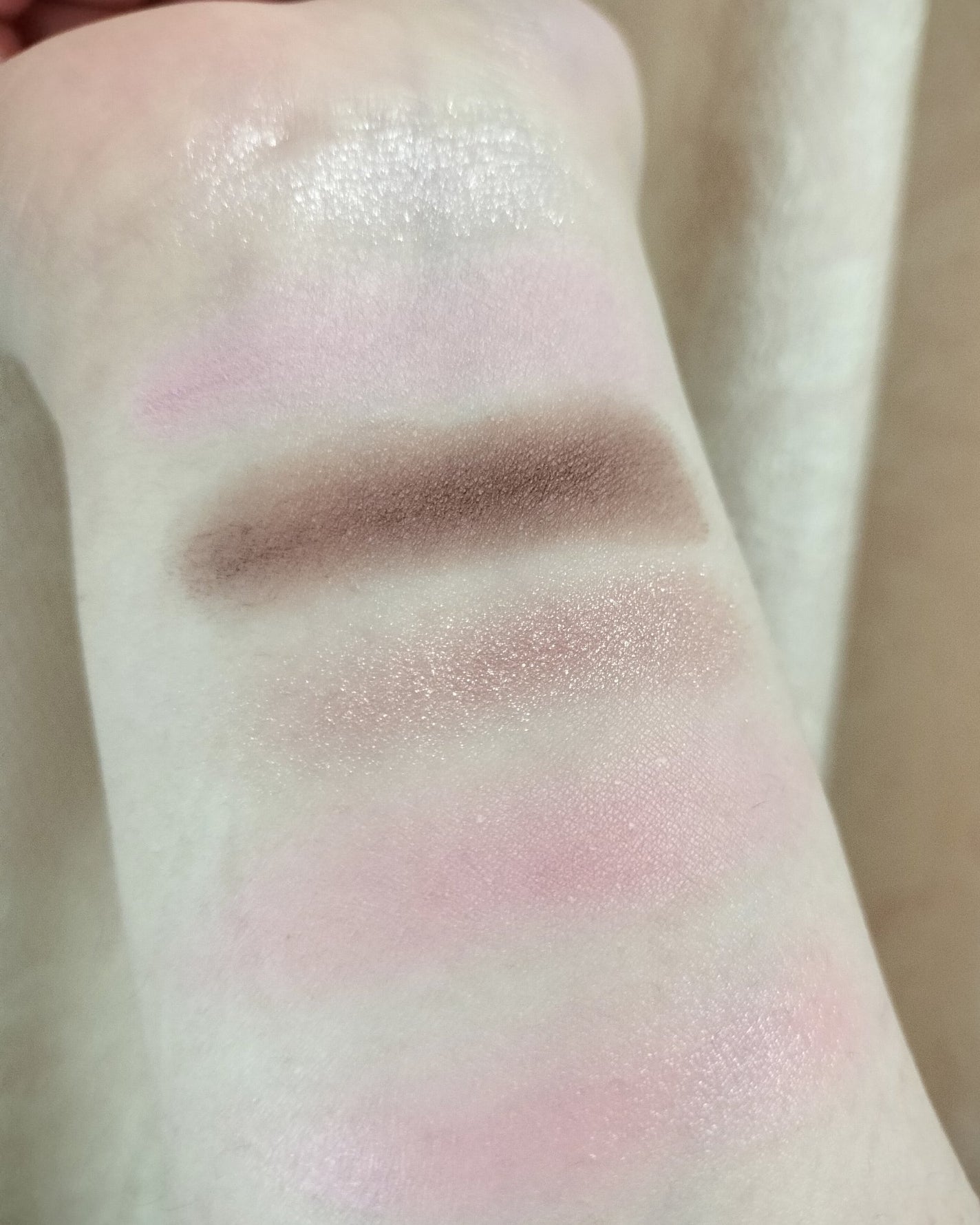 ソフトシアーマルチパレット/wakemake/アイシャドウパレットを使ったクチコミ(4枚目)