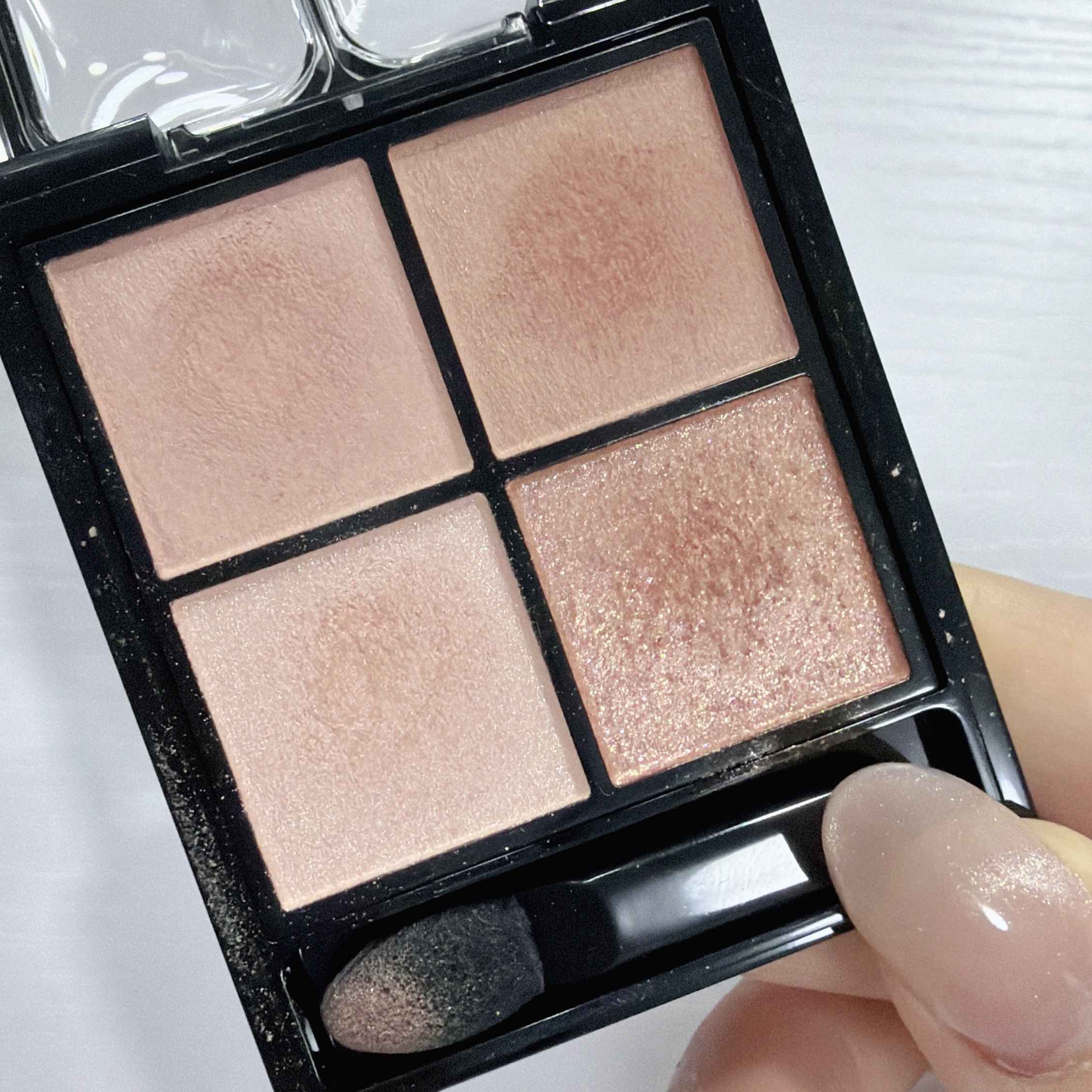 ケイト ポッピングシルエットシャドウ OR-1 アプリコットポップ/KATE/アイシャドウパレットを使ったクチコミ（3枚目）