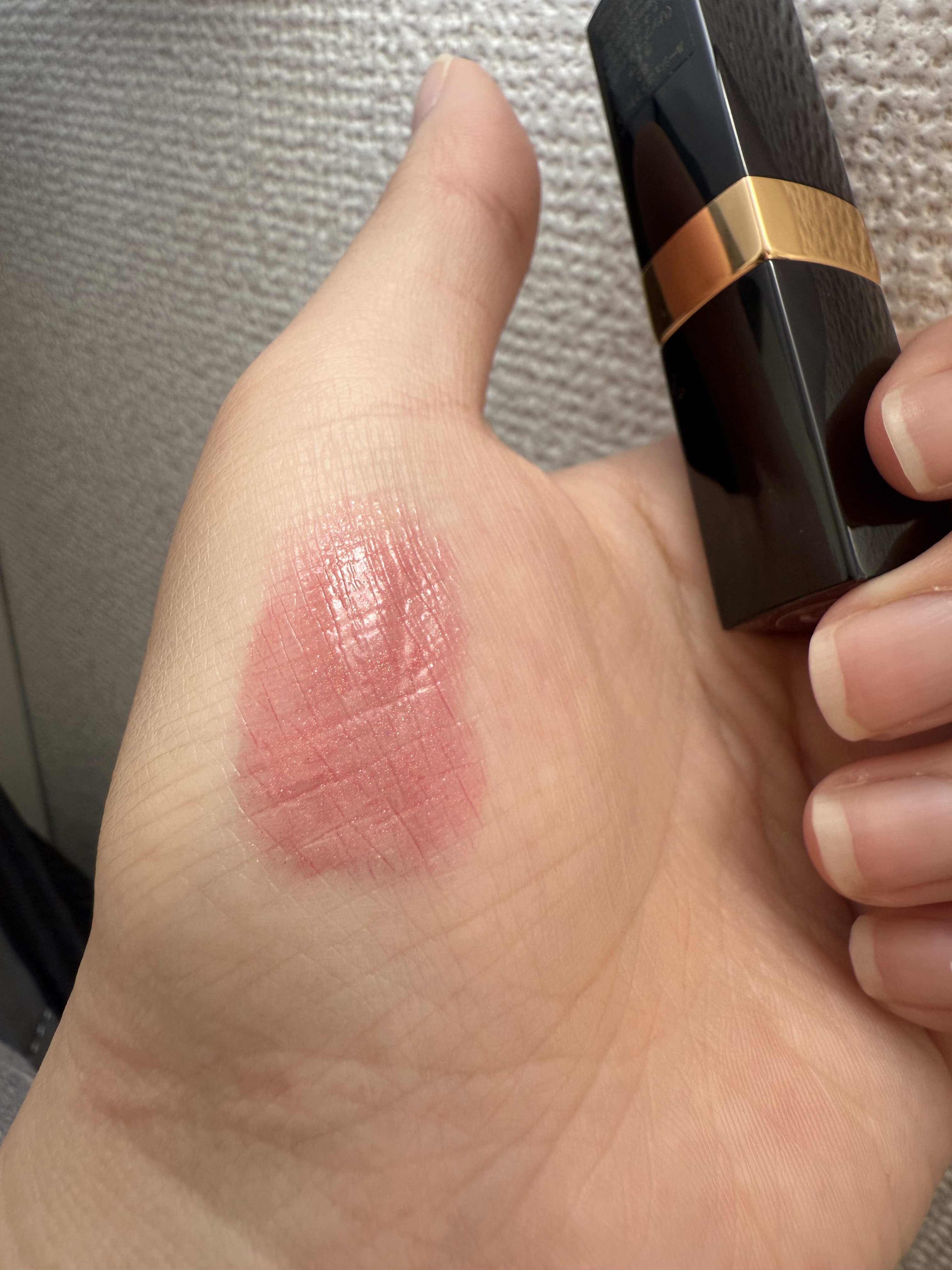 ルージュ ココ フラッシュ/CHANEL/口紅を使ったクチコミ（2枚目）