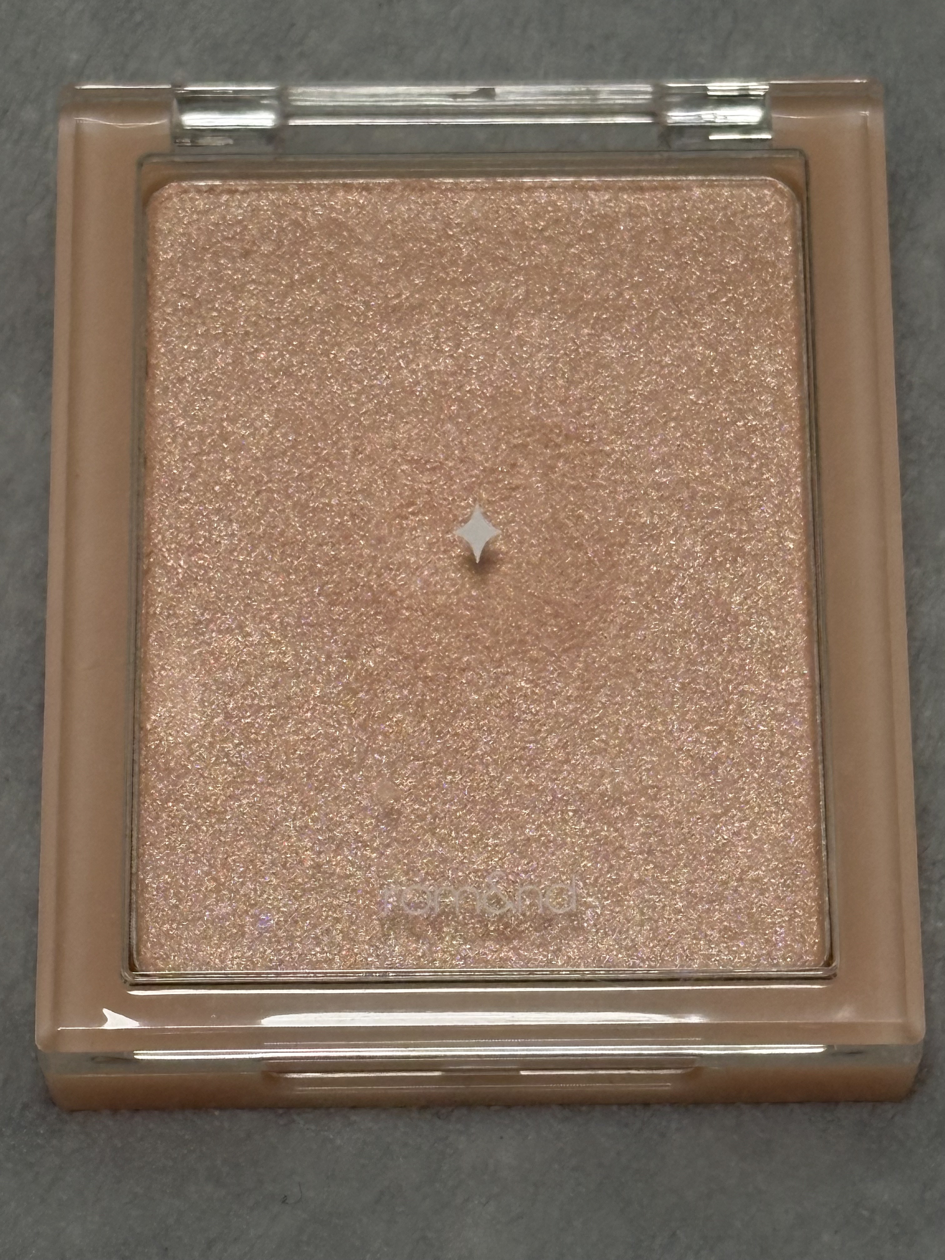 ヴェールライター 01 サンキスドベール(sun kissed veil)/rom&nd/パウダーハイライトを使ったクチコミ（1枚目）