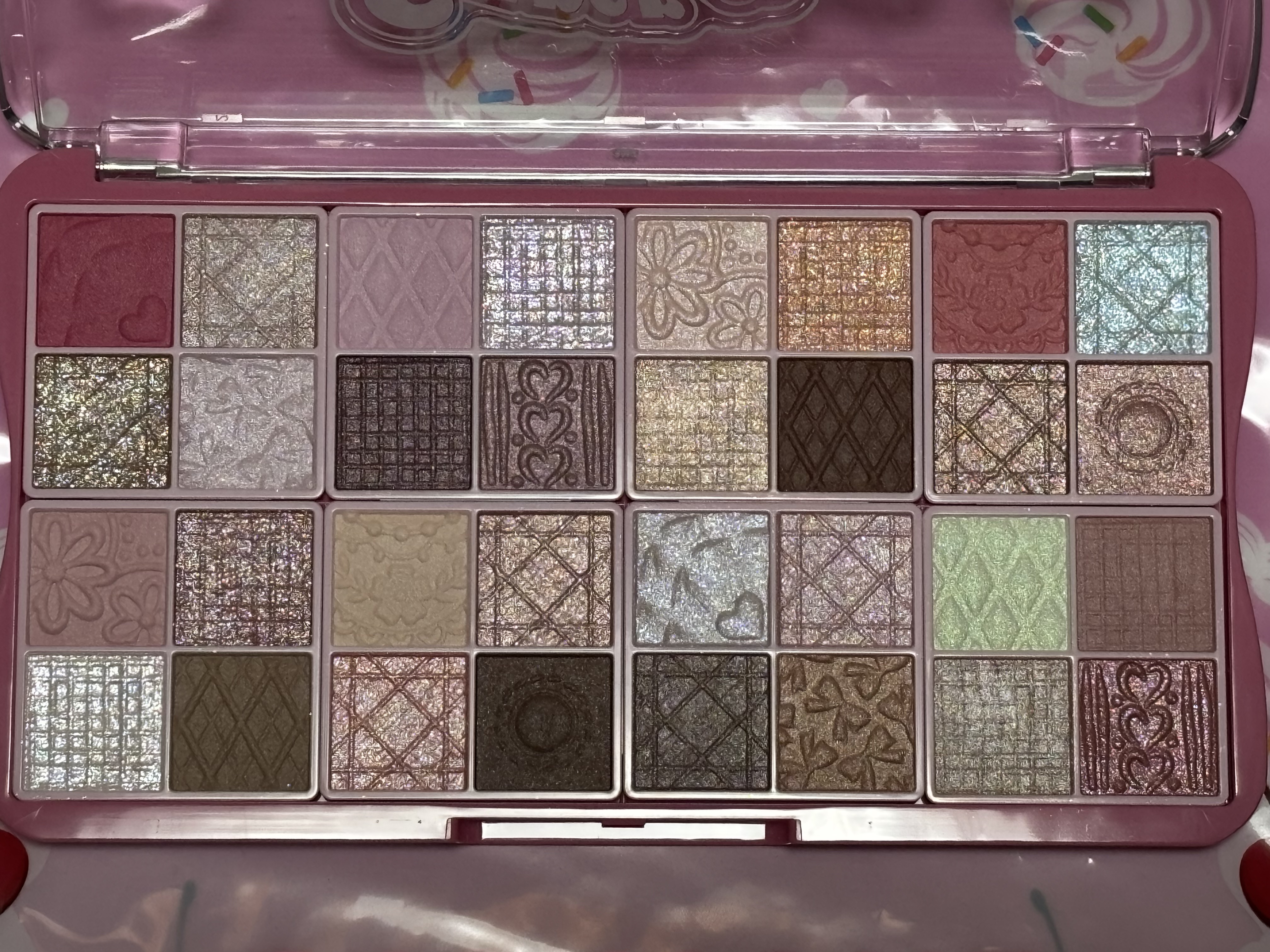 スーパーかわいい！パレット/キャンメイク/アイシャドウを使ったクチコミ（2枚目）