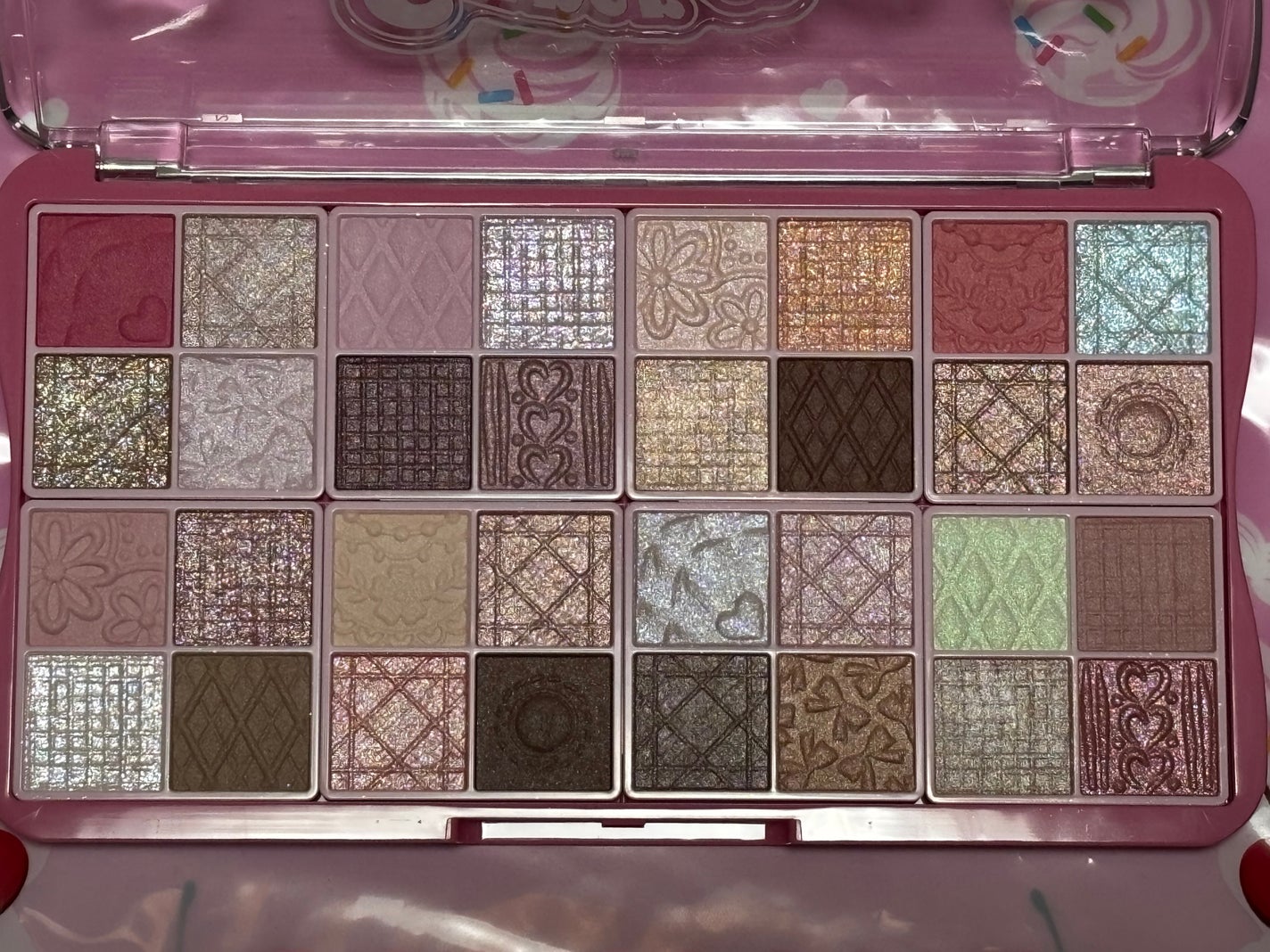 スーパーかわいい!パレット/キャンメイク/アイシャドウを使ったクチコミ(2枚目)