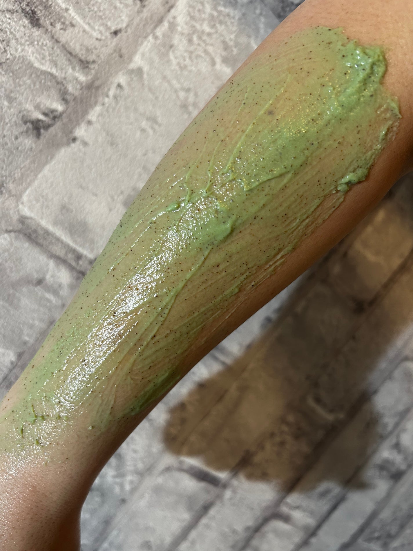 shiny_perfume_f99q on LIPS 「美容大国韓国でも話題の美容液スクラブです。新感覚のぷるぷるっと..」(3枚目)