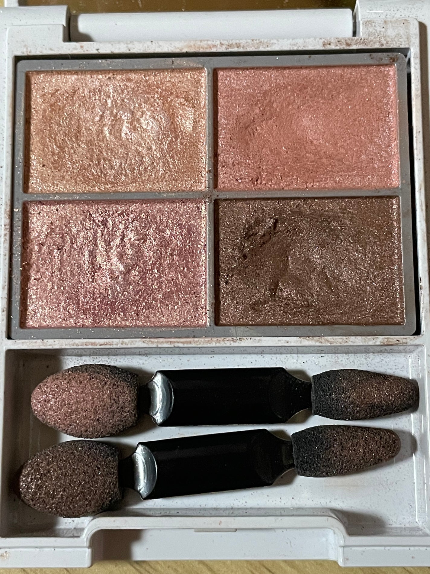 フォートーンズスタイリングアイズ/オルビス/パウダーアイブロウを使ったクチコミ(1枚目)