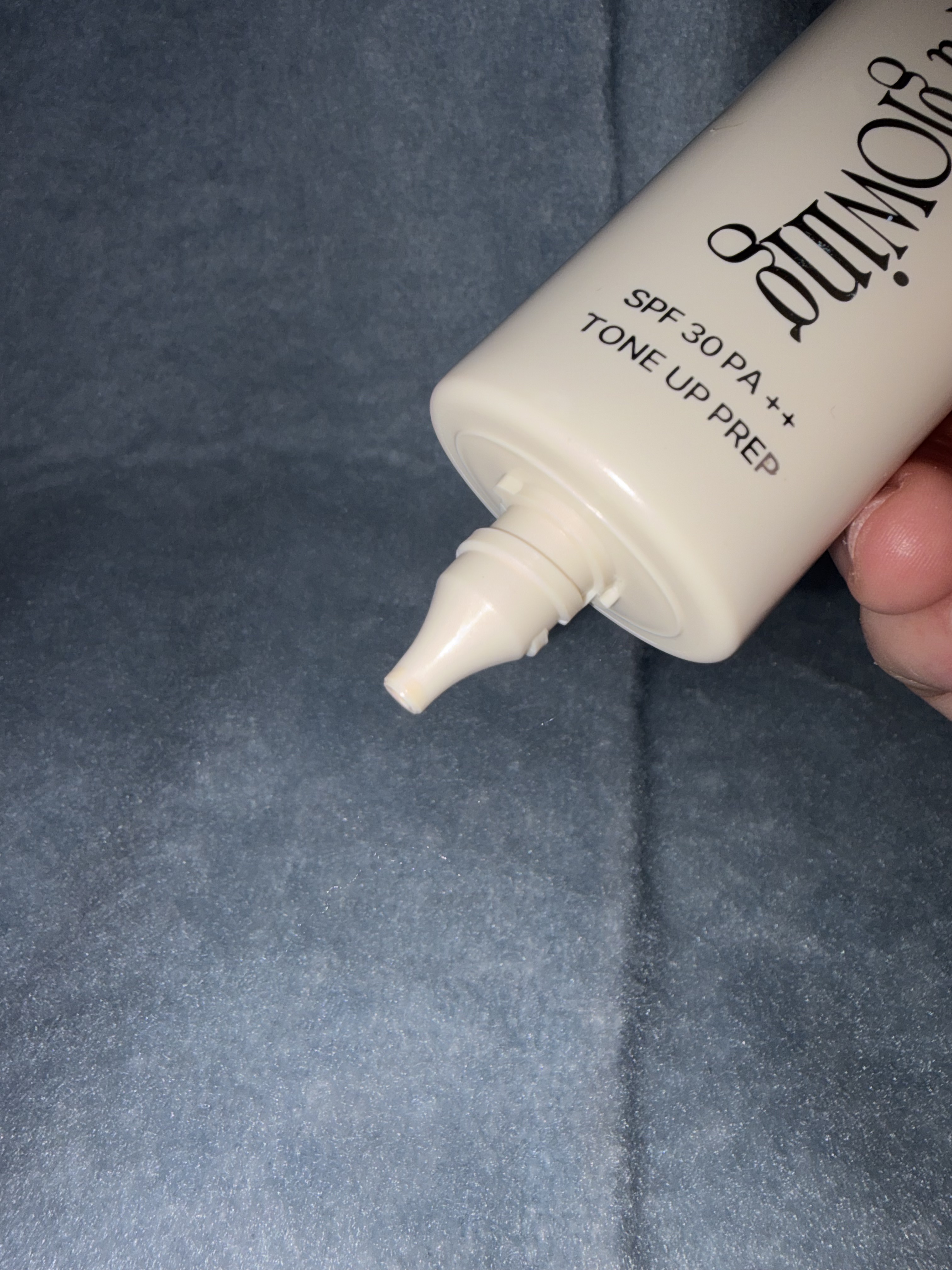 スパグロウUVトーンアップベース/fwee/化粧下地を使ったクチコミ（3枚目）