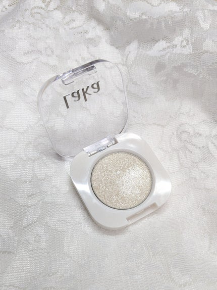 モノアイシャドウ/Laka/単色アイシャドウを使ったクチコミ(3枚目)