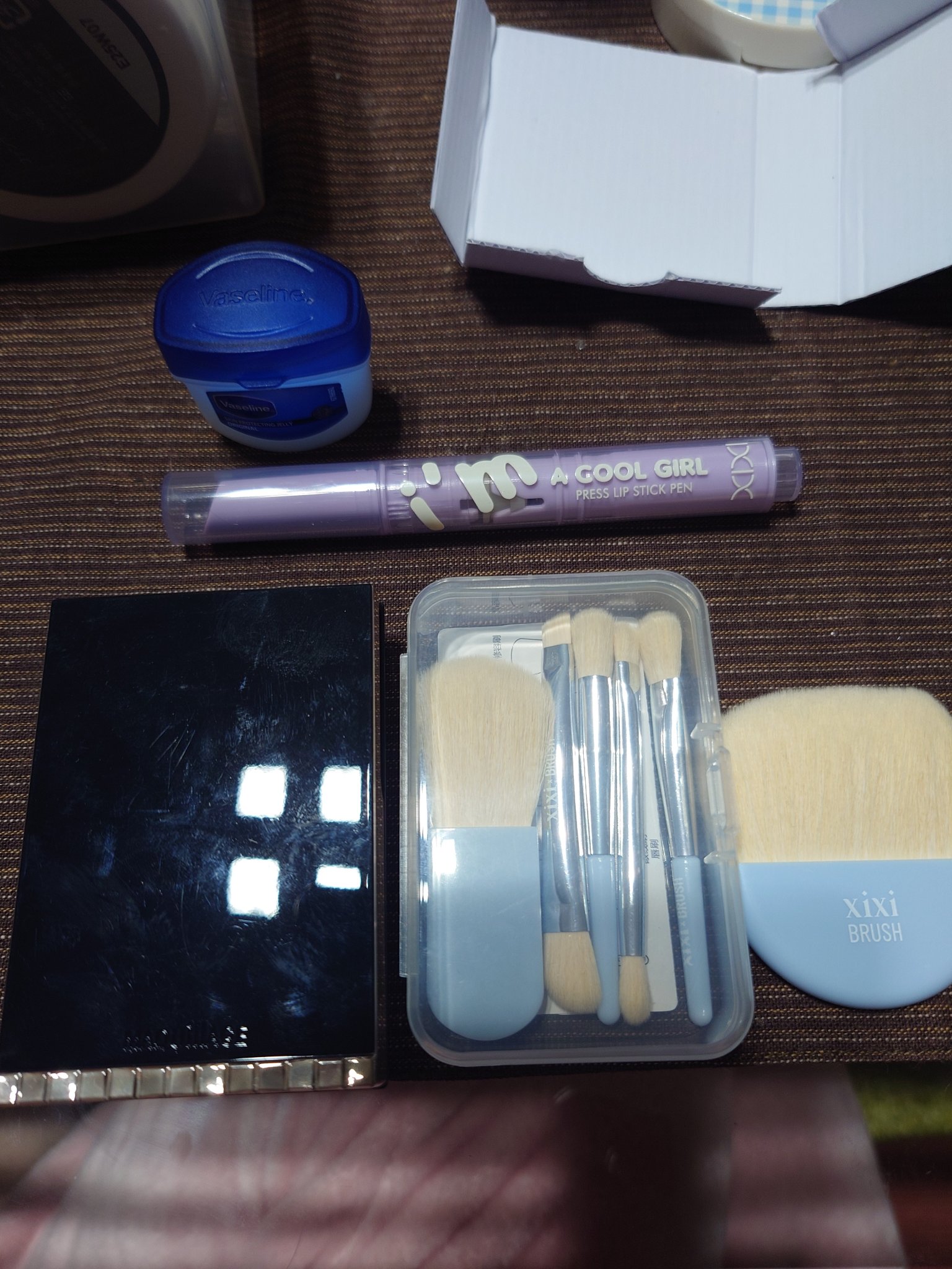 ミニポータブルカバーブラシ(6本入り)/xixi/メイクブラシを使ったクチコミ（1枚目）