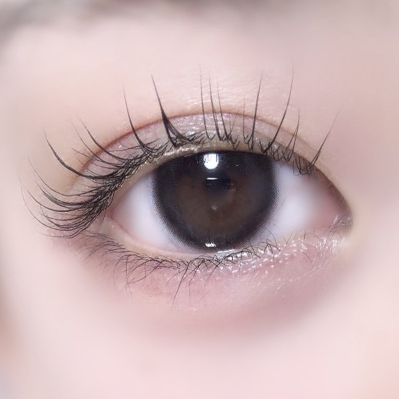 最近カラコンはチューズミーのノエルハグばっかり