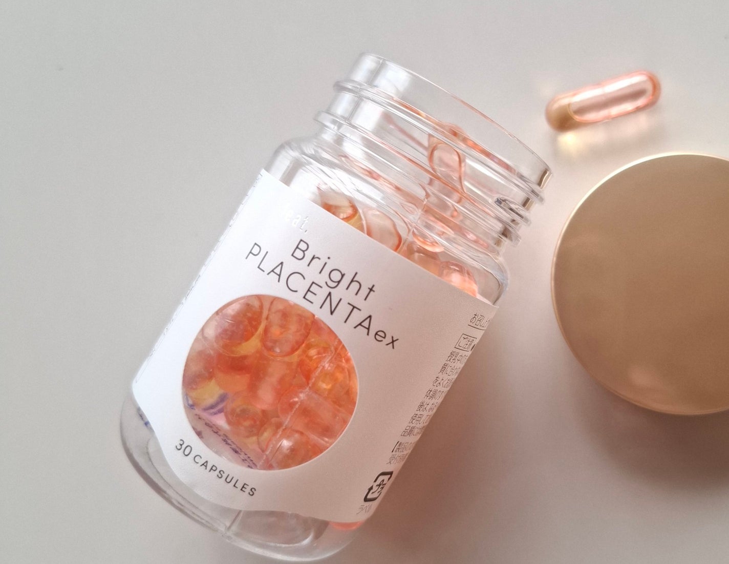 フィート ブライト プラセンタ エクソソーム【栄養機能食品 (ビタミンE)】/Feat./美容サプリメントを使ったクチコミ(1枚目)