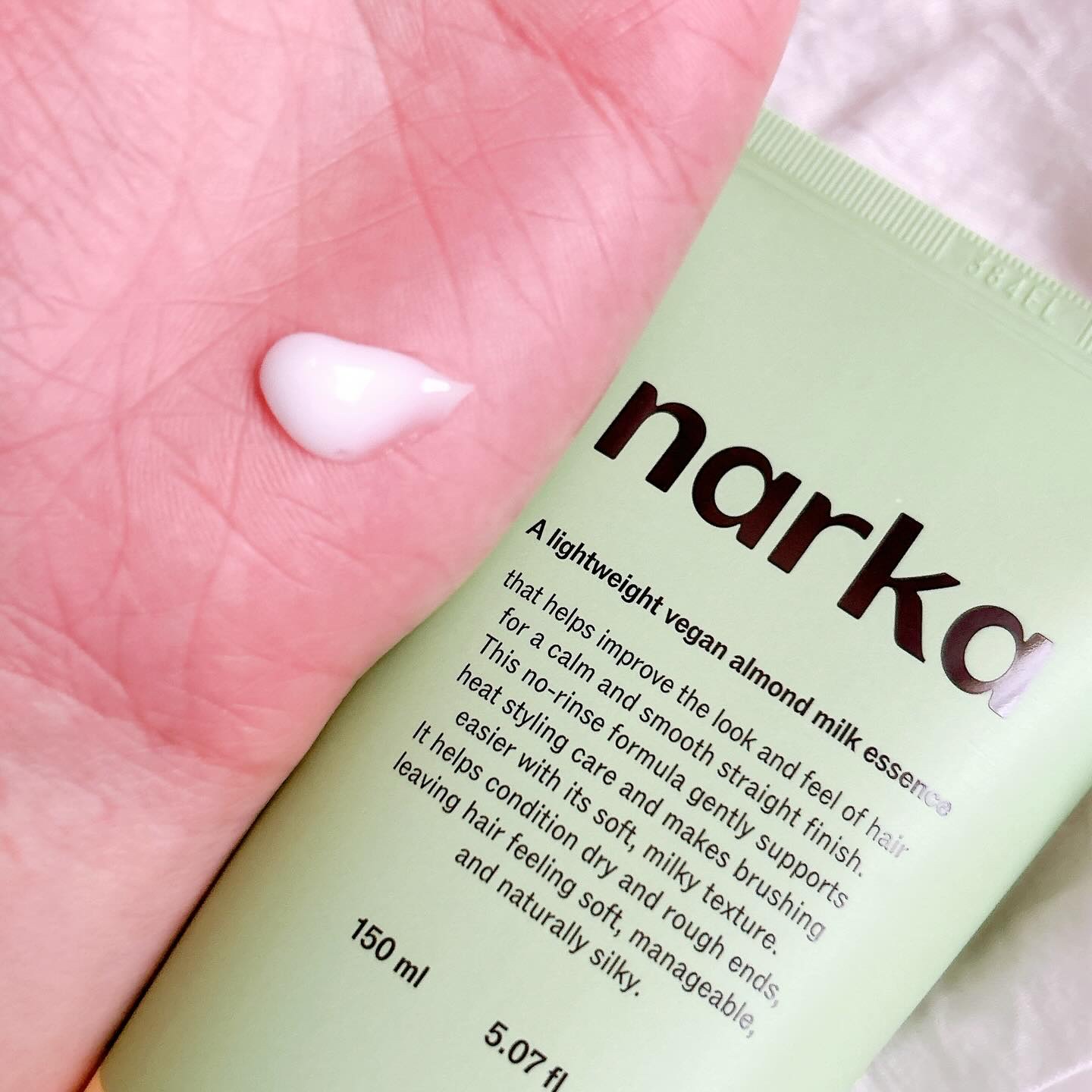 ストレートスリックヘアミルク/narka/ヘアミルクを使ったクチコミ（3枚目）