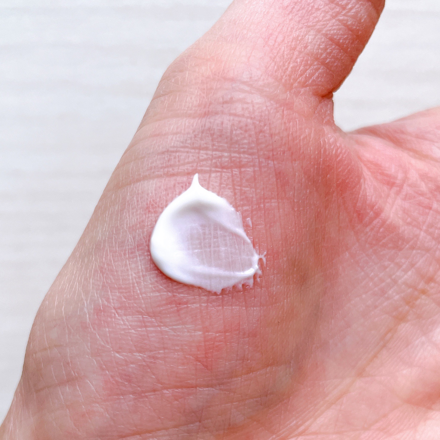 クリーム　イン　デイ/KANEBO/フェイスクリームを使ったクチコミ（3枚目）