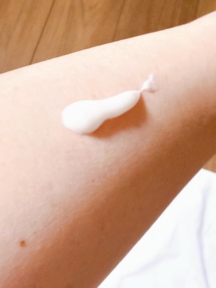 comaki on LIPS 「鈴木ハーブ研究所のパイナップル豆乳除毛クリームを使ってみました..」(2枚目)