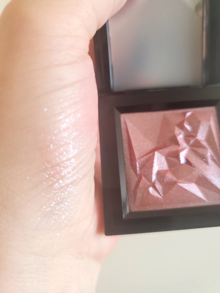 クラッシュド ジェム/shu uemura/単色アイシャドウを使ったクチコミ(5枚目)