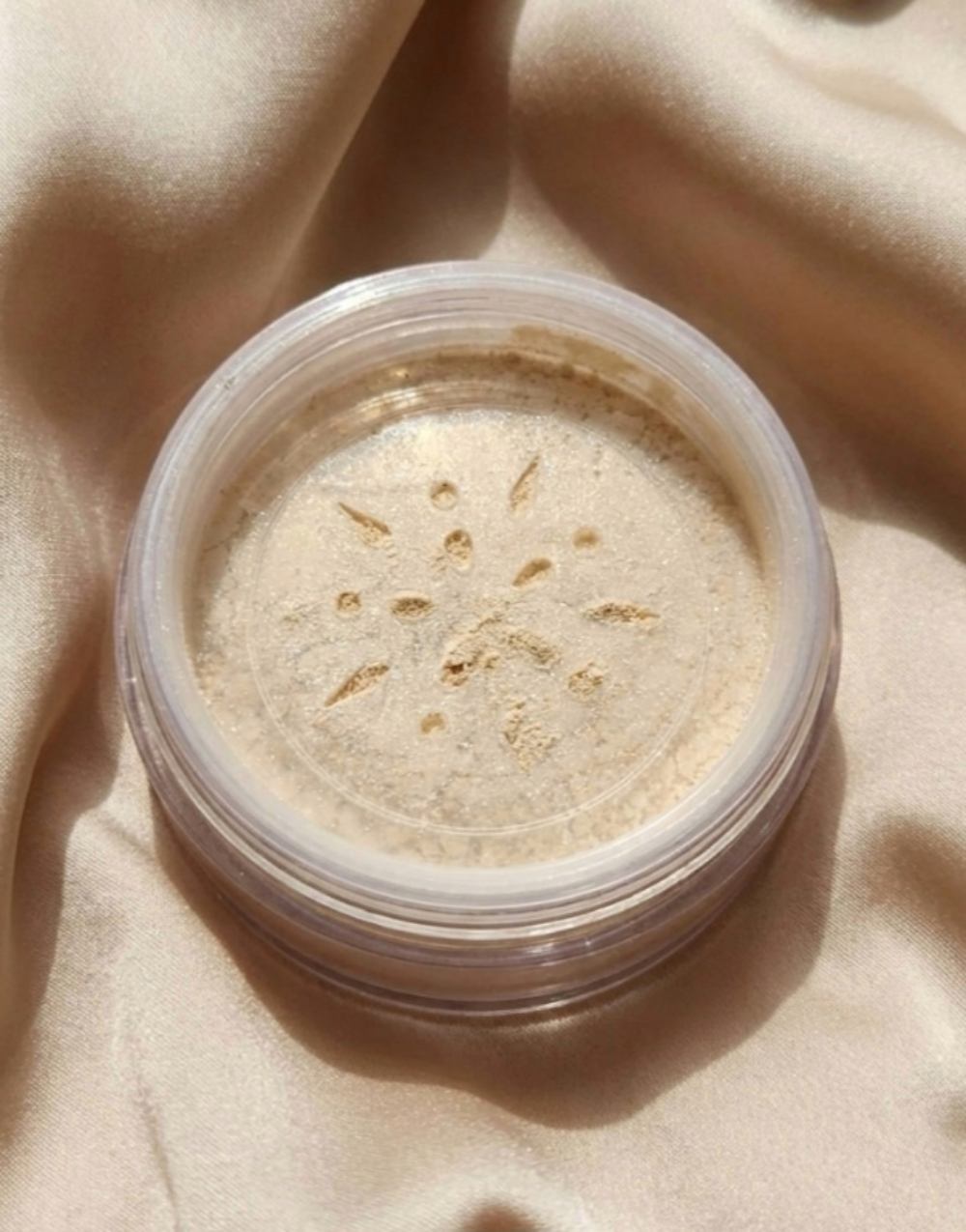 シャイニーパウダー/CHAYA cosme/ルースパウダーを使ったクチコミ(3枚目)