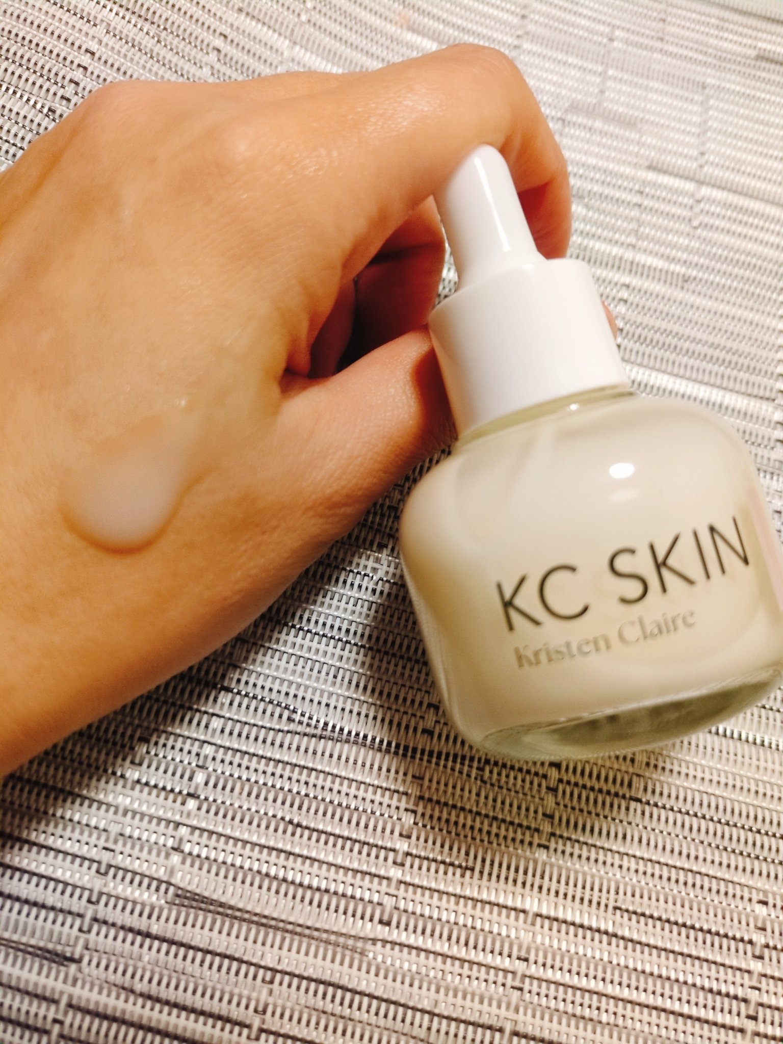 KC SKIN モイストエイジケアセラム/KC SKIN – Kristen Claire/美容液を使ったクチコミ（3枚目）