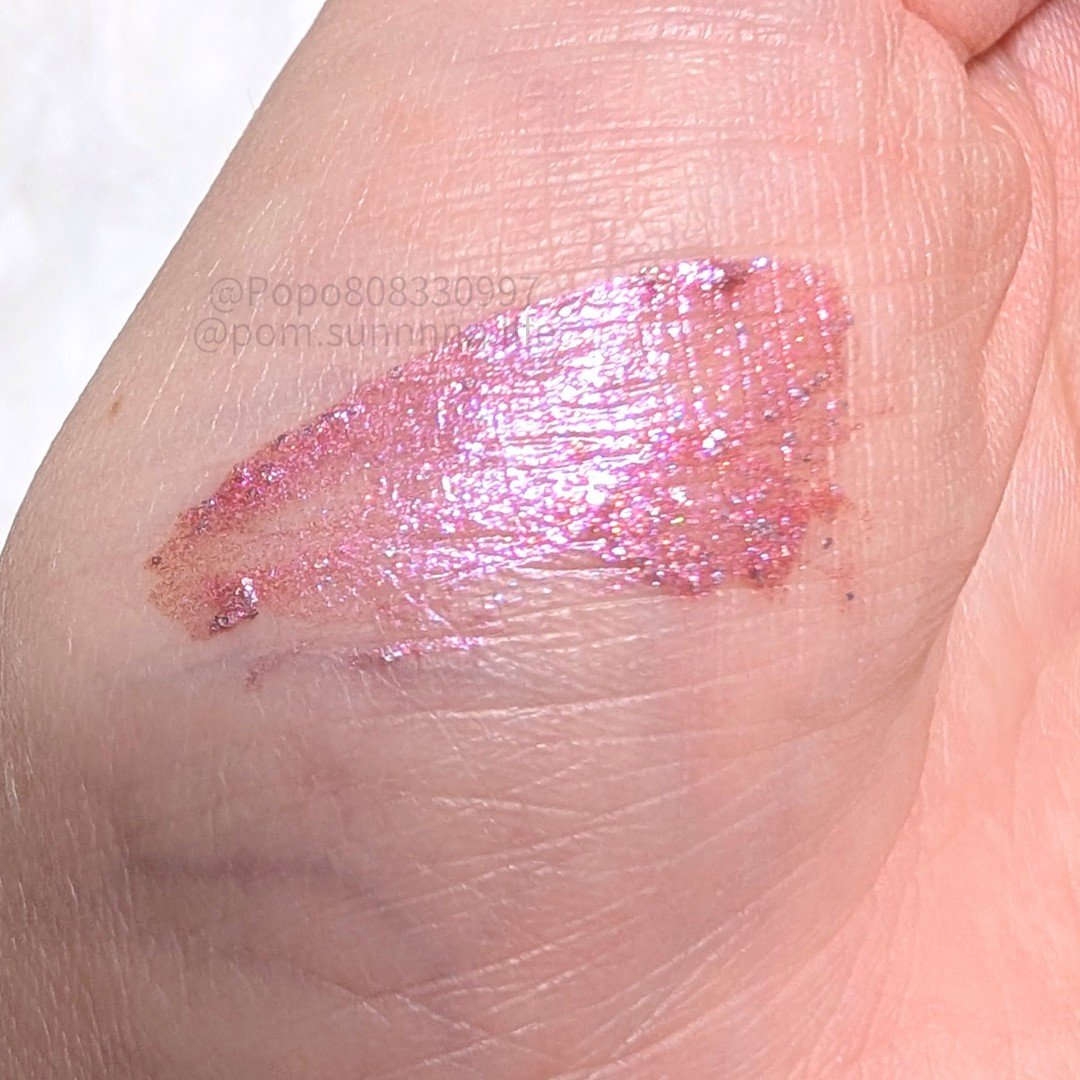 ジルスチュアート　アイダイヤモンド グリマー/JILL STUART/グリッターを使ったクチコミ（3枚目）