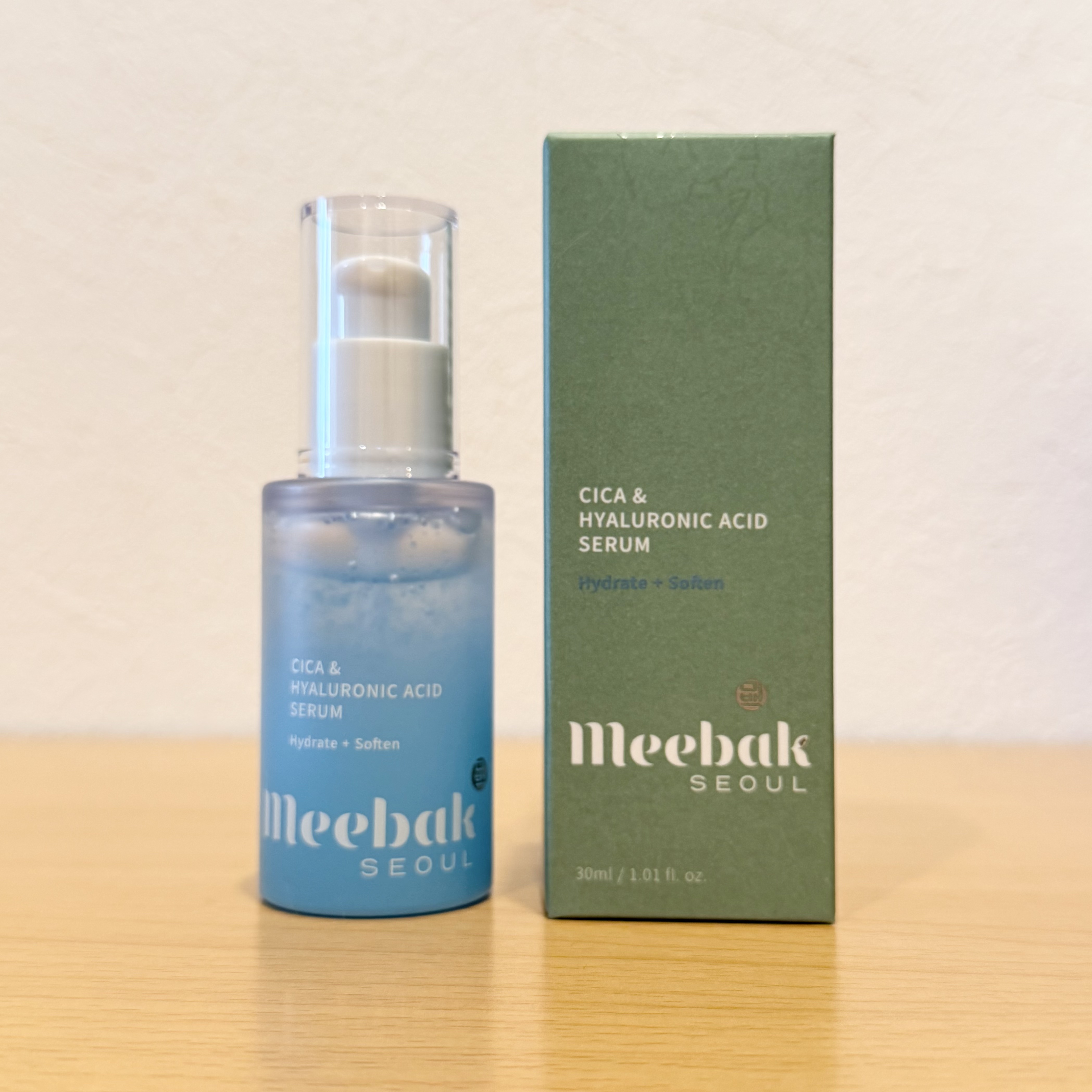 ┈┈┈┈┈┈┈┈┈┈

Meebak 

CICA・HAセラム

┈┈┈┈┈┈┈┈┈┈

弾けるヒアルロン酸カプセル✨️

3秒で使えるうるおいチャージでツヤとふっくら感を同時に叶えてくれるセラム🥹💖

とろみのあるなめらかでみずみずし