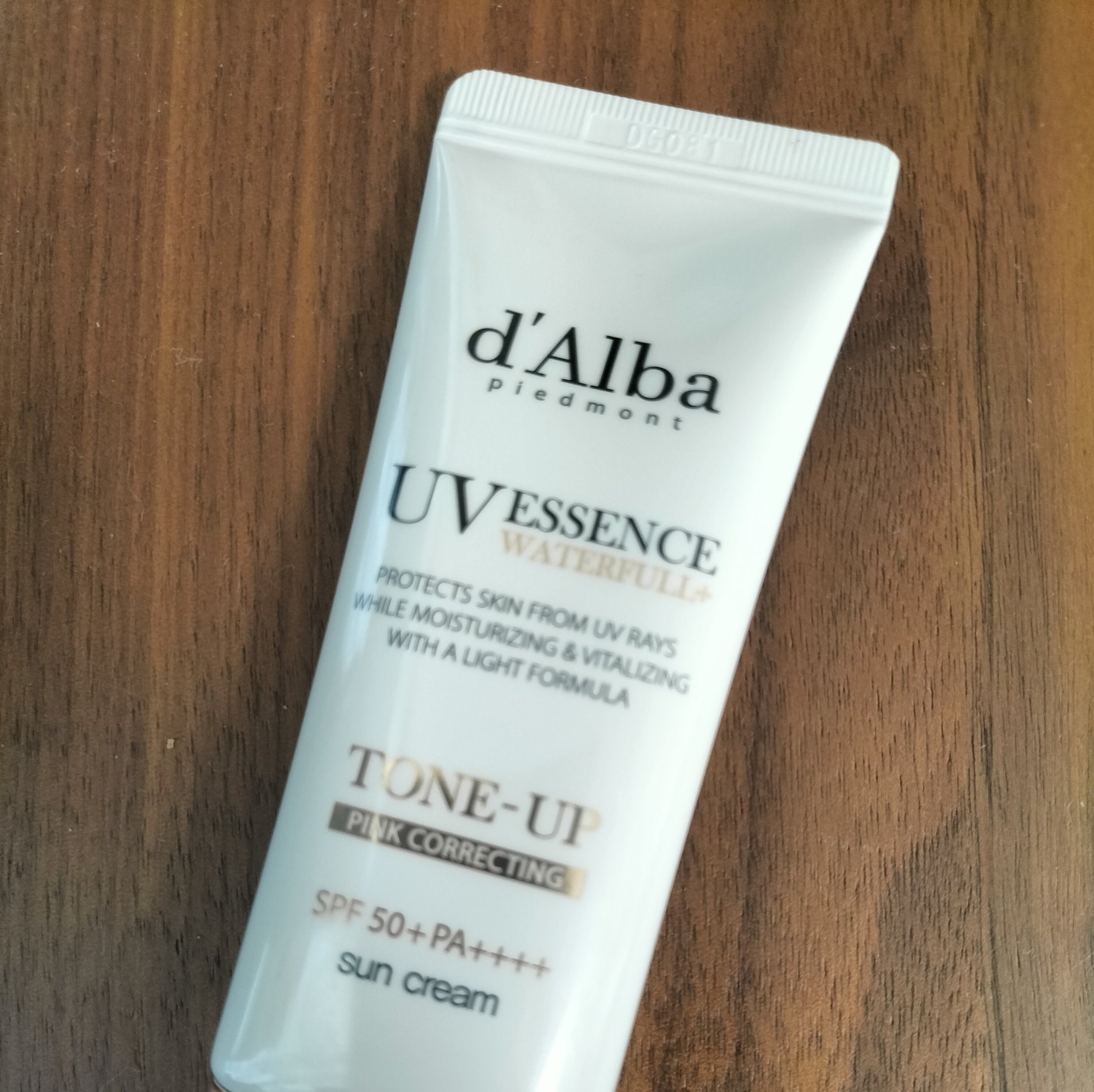 ウォータフルトーンアップサンクリーム/ダルバ/日焼け止めクリームを使ったクチコミ（1枚目）