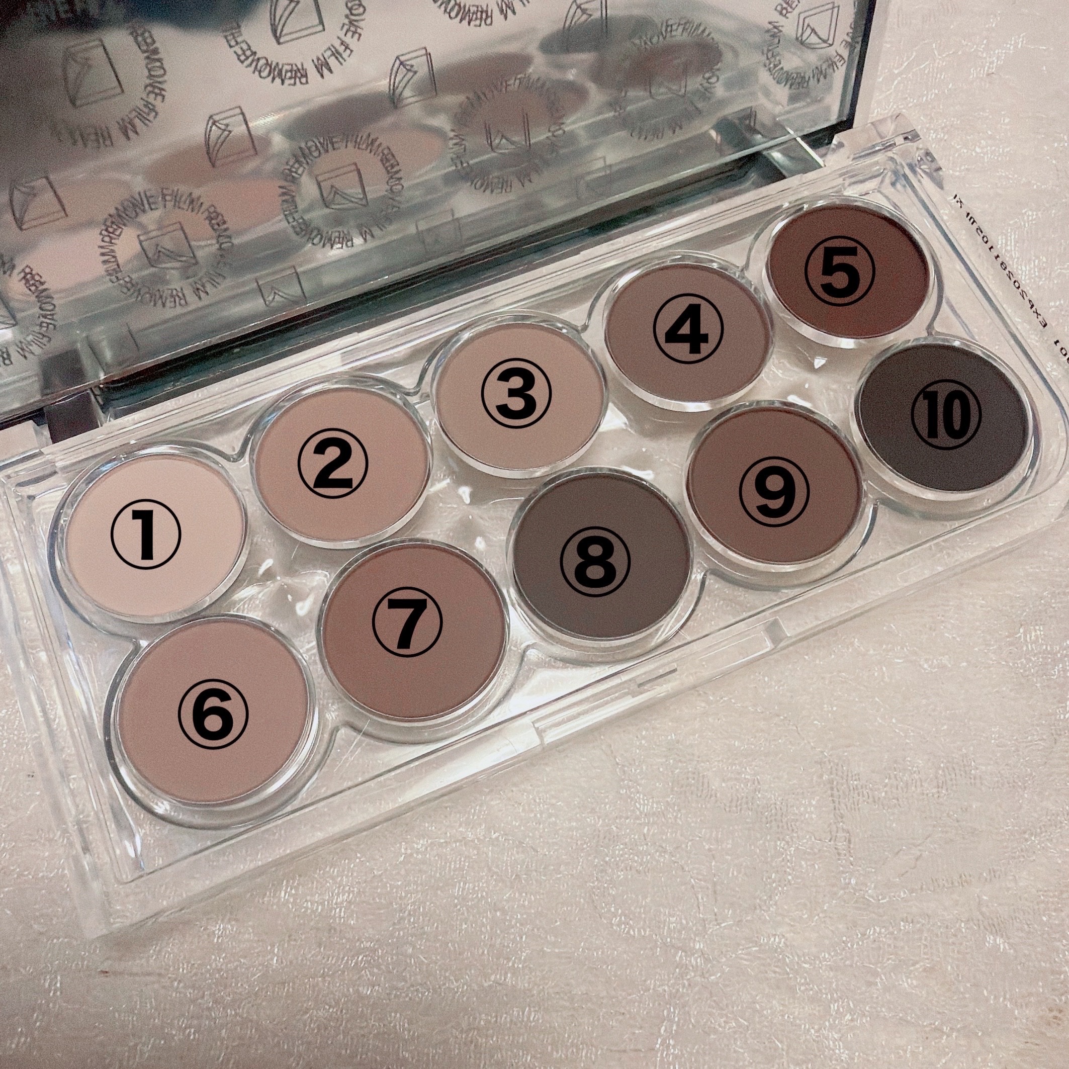 ライト オン アイズ シャドウ パレット/Lummir/アイシャドウパレットを使ったクチコミ（2枚目）