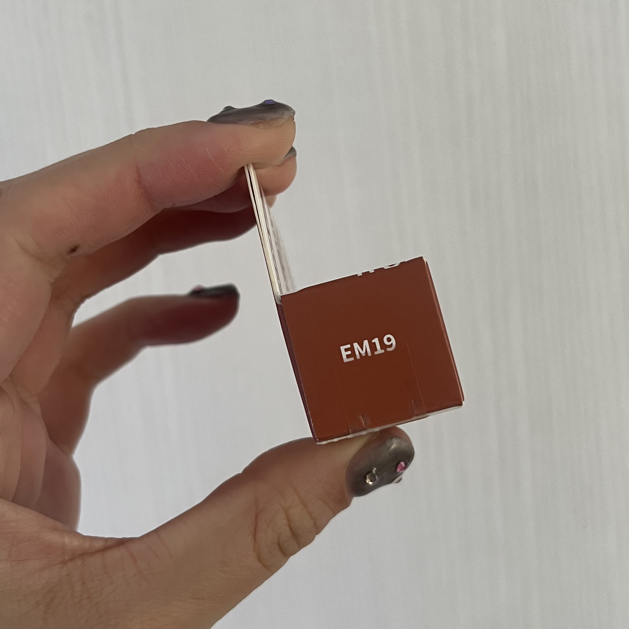 スーパーマットリップ＆チークマッド/INTO U/口紅を使ったクチコミ（2枚目）