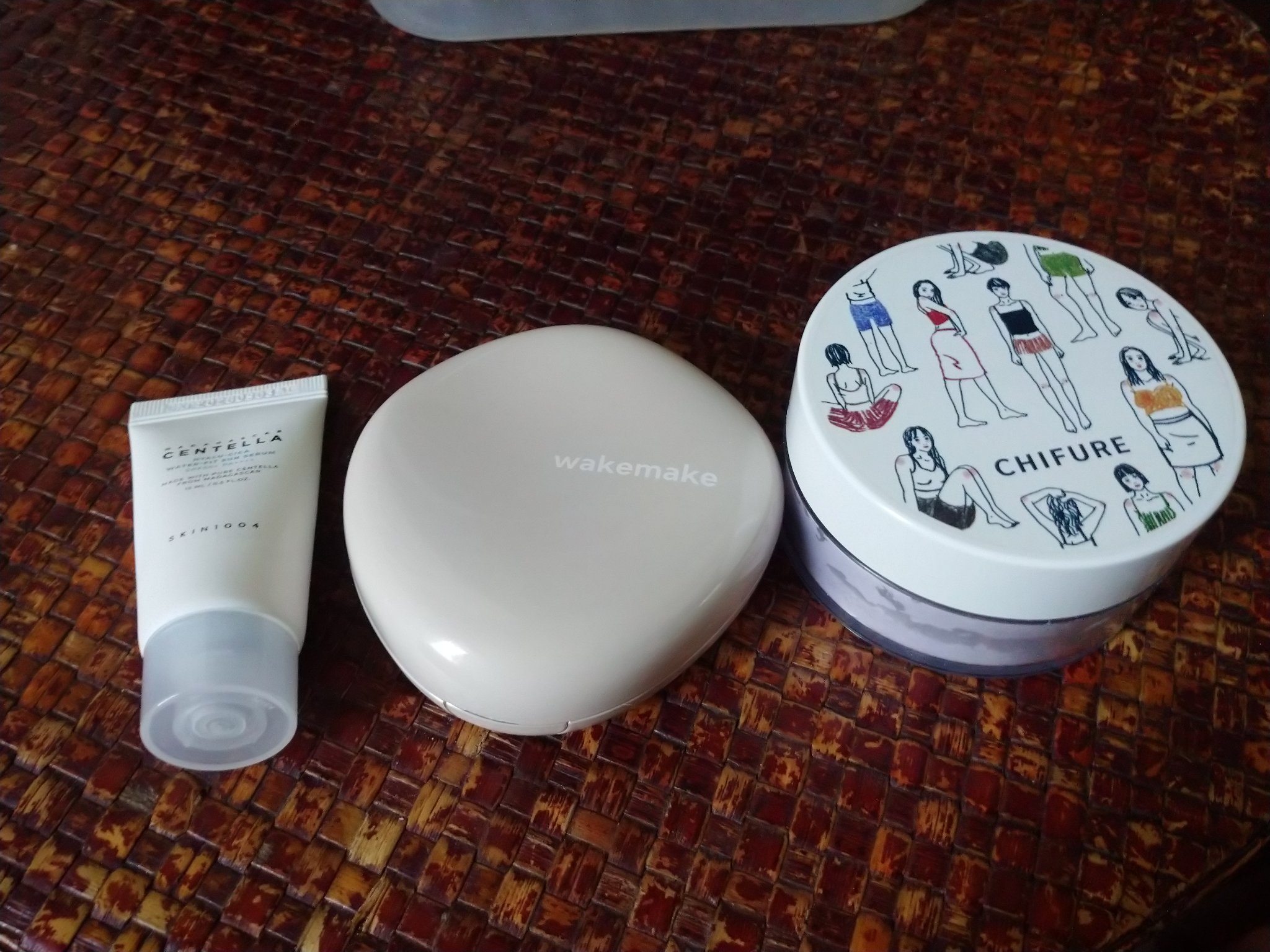 ウォーターグロウコーティングバーム/wakemake/クリーム・エマルジョンファンデーションを使ったクチコミ（1枚目）