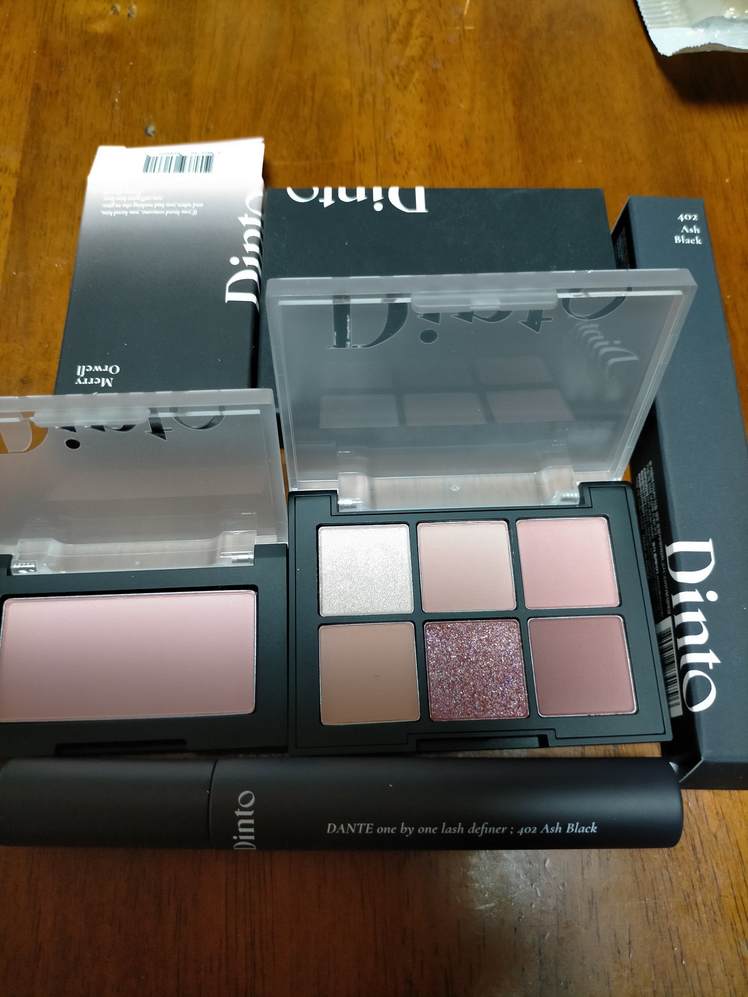 ブラーフィニシュシャドウパレット/Dinto/アイシャドウパレットを使ったクチコミ（2枚目）
