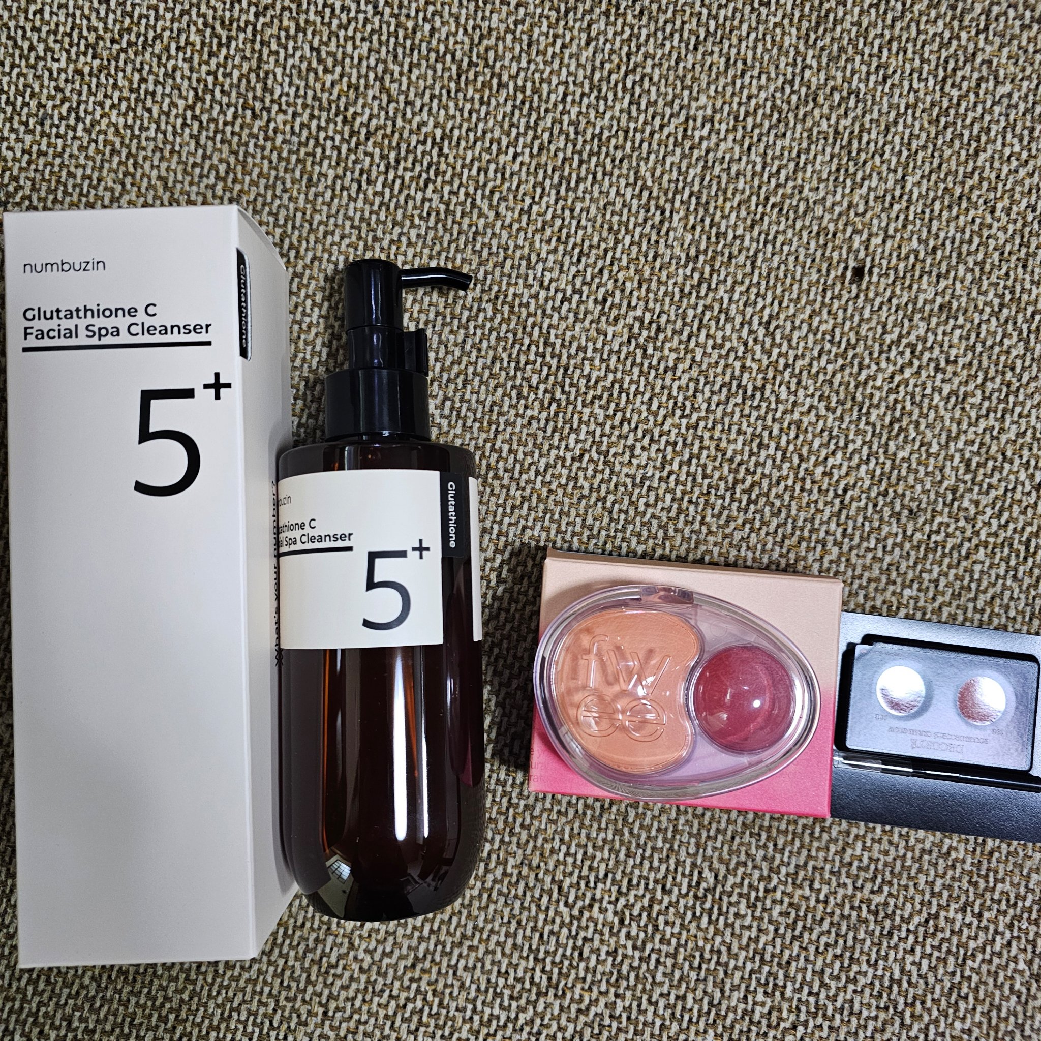 デュアルチークメロウ/fwee/ジェル・クリームチークを使ったクチコミ（2枚目）