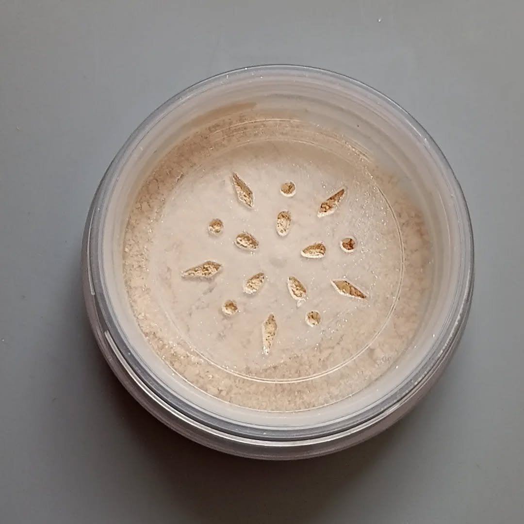 シャイニーパウダー/CHAYA cosme/ルースパウダーを使ったクチコミ(4枚目)