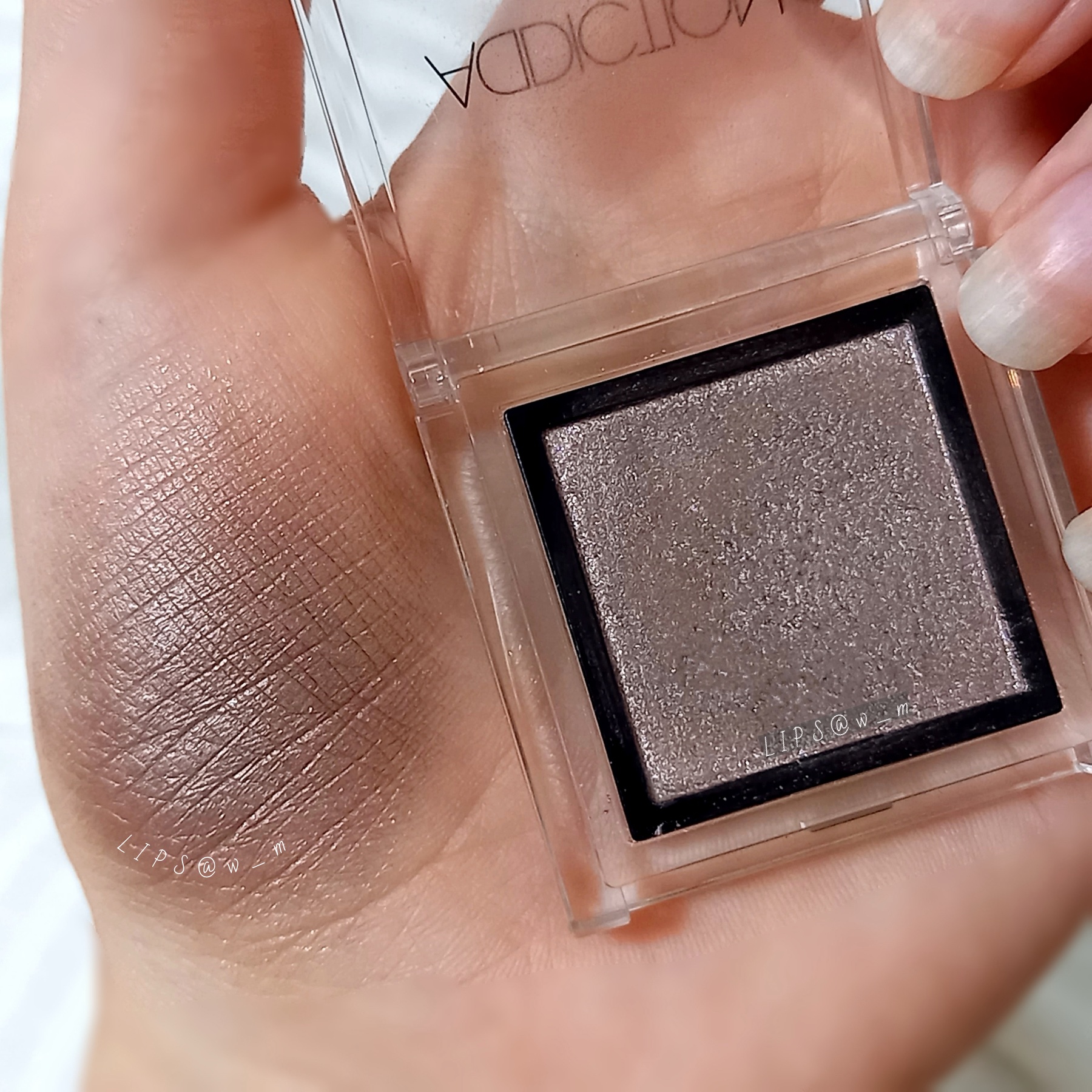 アディクション ザ アイシャドウ パール 010P Flash Back/ADDICTION/単色アイシャドウを使ったクチコミ（2枚目）