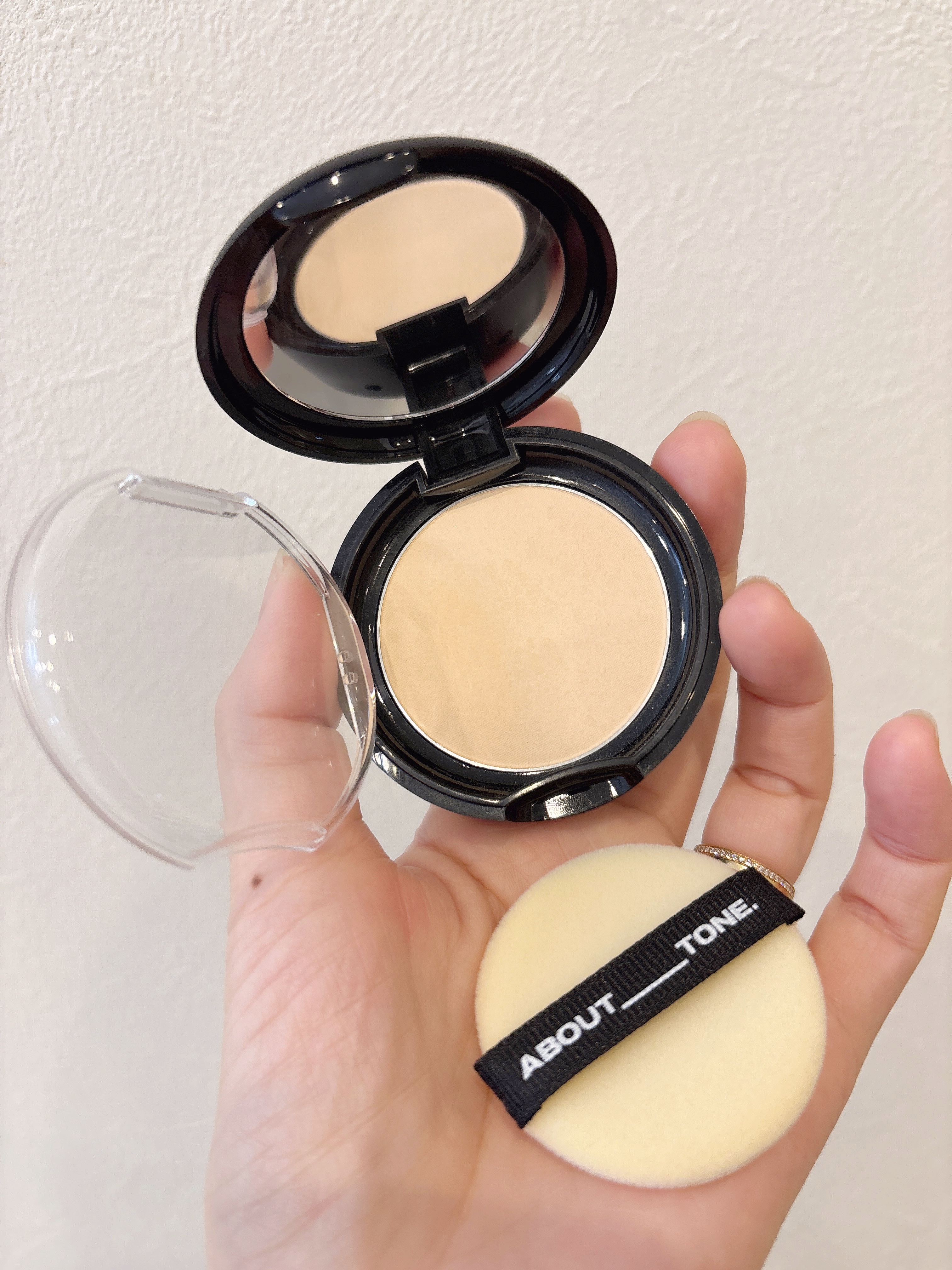 ブラーパウダーパクト/ABOUT TONE/プレストパウダーを使ったクチコミ（3枚目）