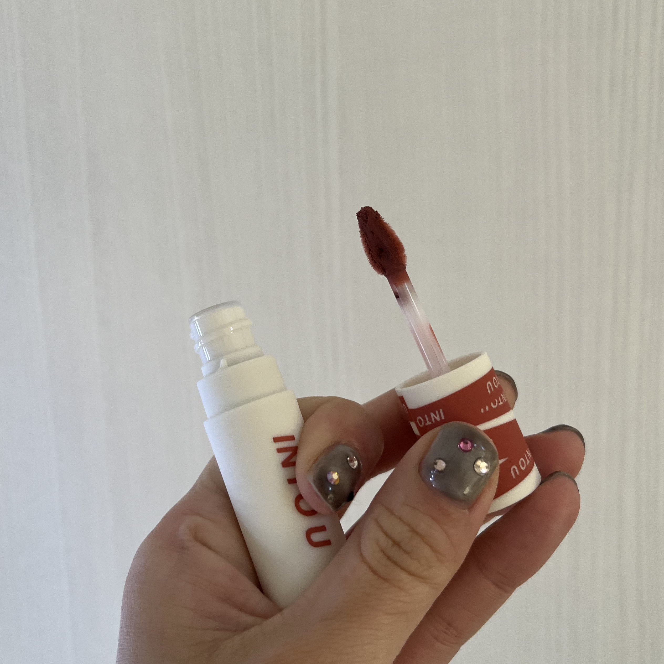 スーパーマットリップ＆チークマッド/INTO U/口紅を使ったクチコミ（3枚目）