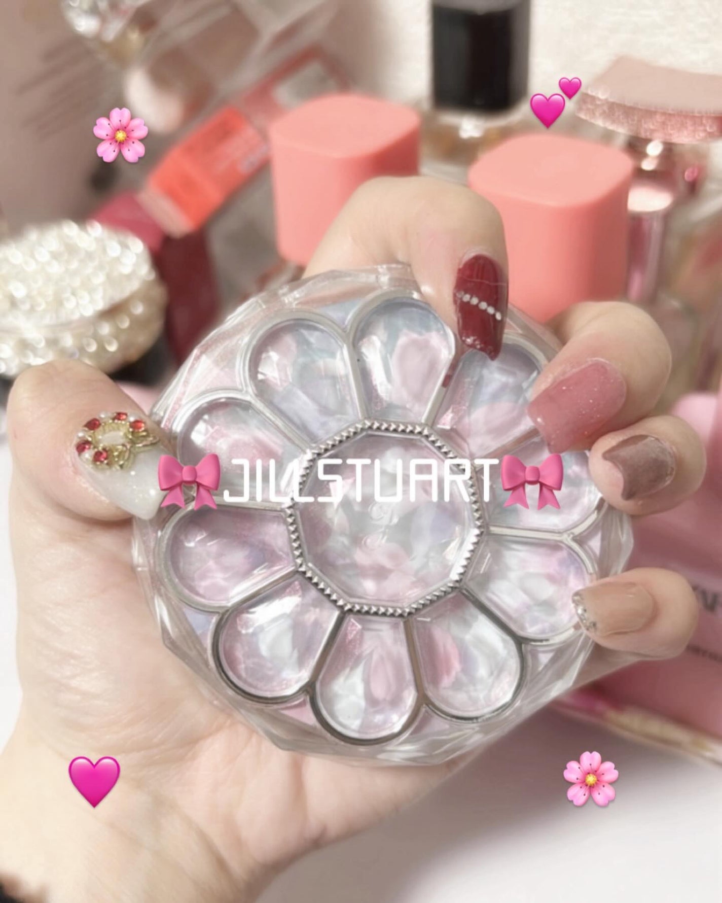 ジルスチュアート ブルームクチュール アイズ/JILL STUART/アイシャドウパレットを使ったクチコミ(1枚目)