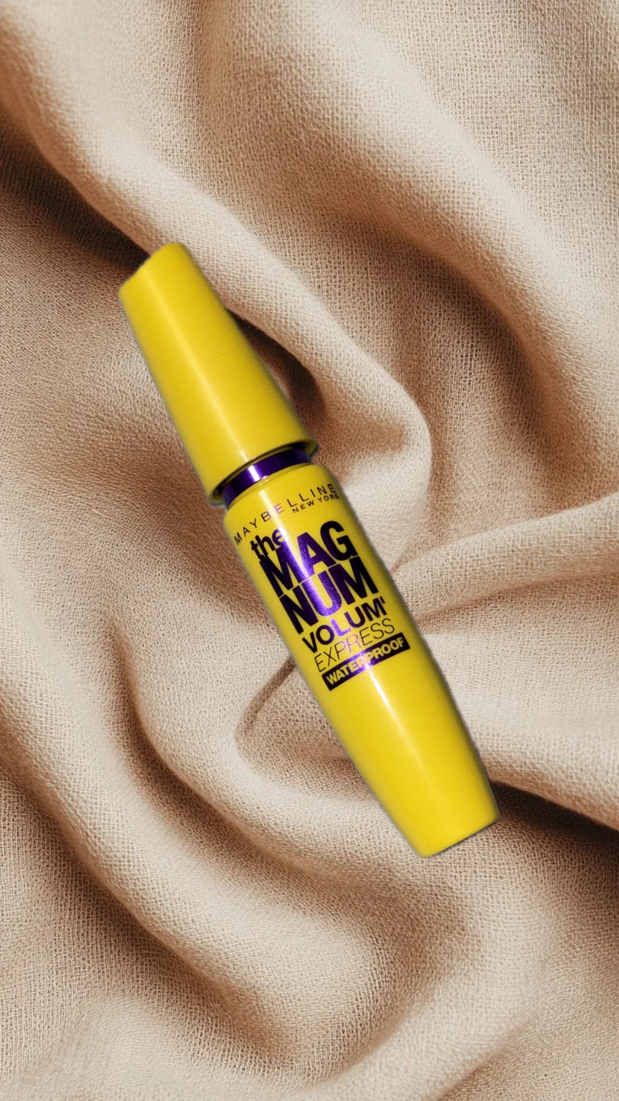 ボリューム エクスプレス マグナム ウォータープルーフ N/MAYBELLINE NEW YORK/マスカラを使ったクチコミ（1枚目）