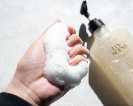 スクラブボディウォッシュ ホワイトシャツ リネンコットン/LUV SCENT/ボディスクラブを使ったクチコミ(6枚目)