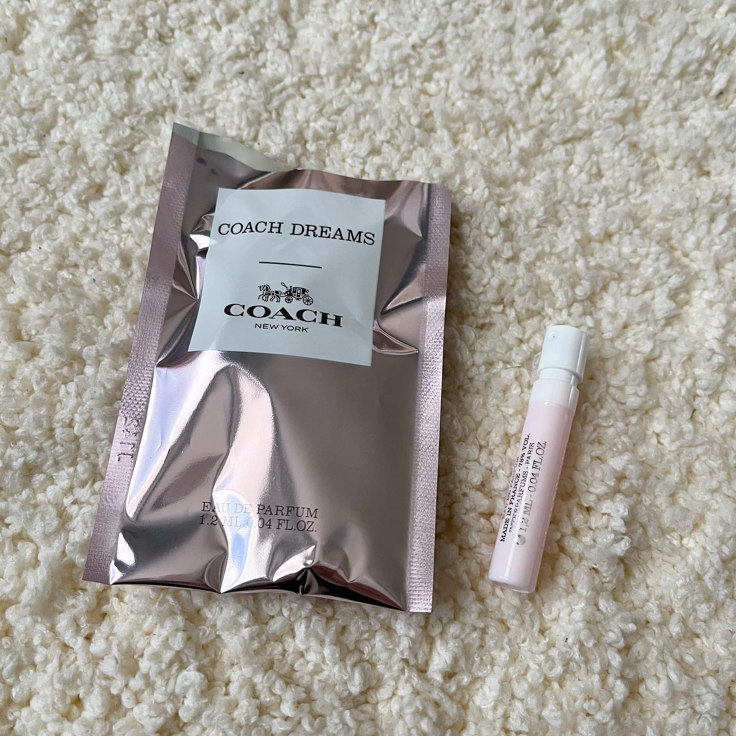 COACH ドリームス オードパルファムのクチコミ「コーチ ドリームス オードパルファムのサンプル

ブルームボックスに入っていたもの。

アメリ.....」（1枚目）