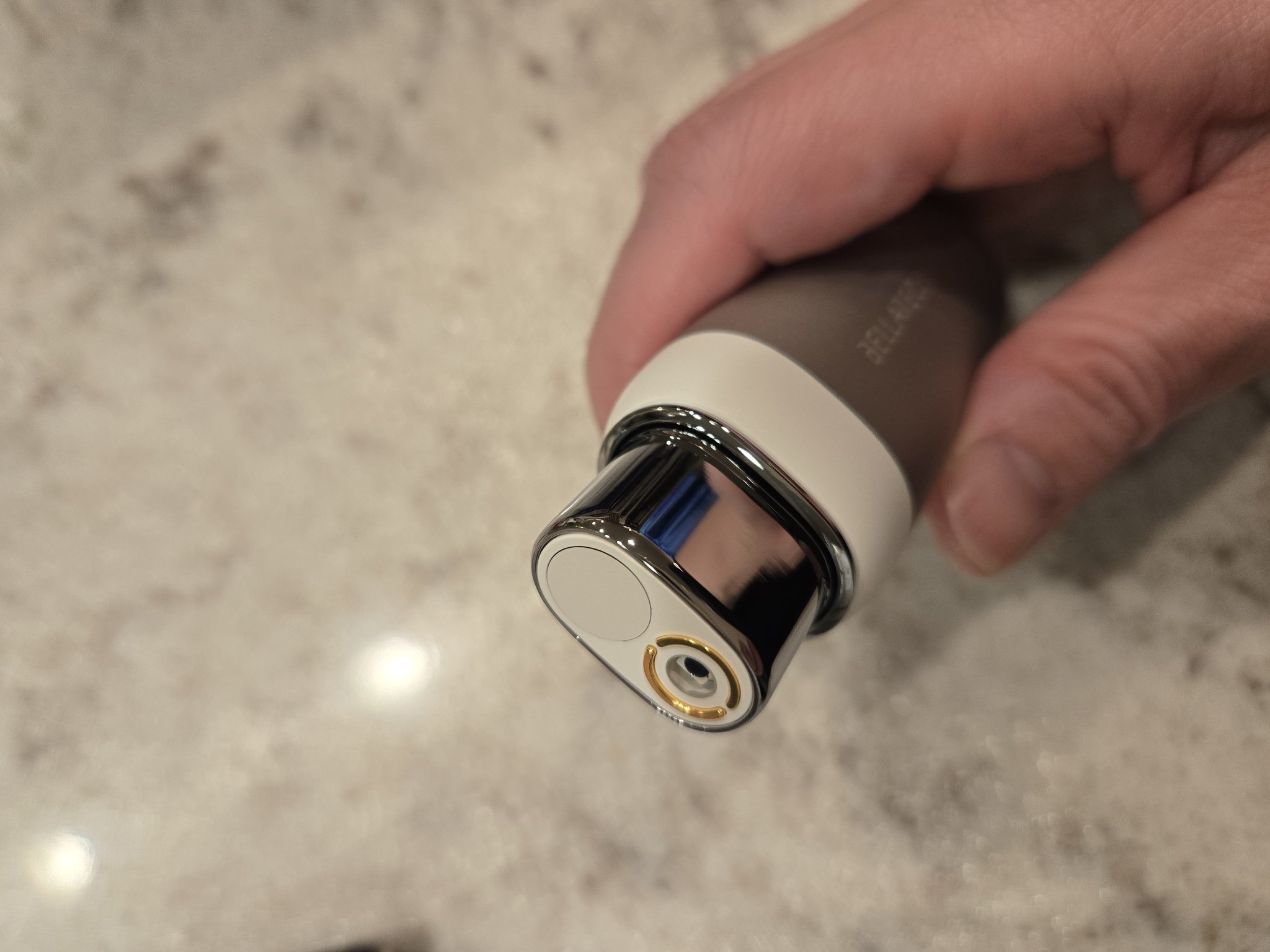 スキンスキャナー/BELLATECH/その他スキンケアグッズを使ったクチコミ（3枚目）