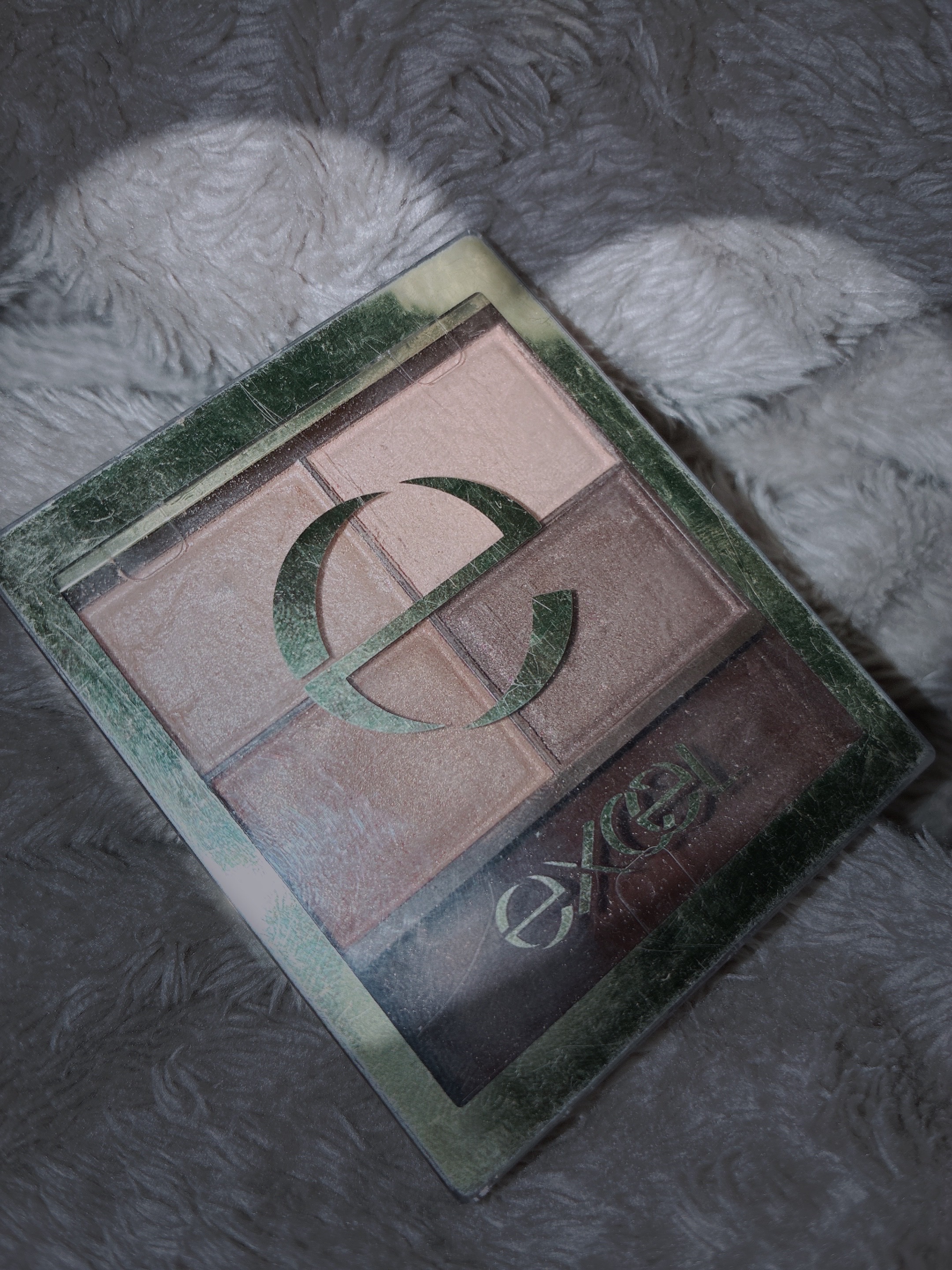 リアルクローズシャドウ/excel/アイシャドウパレットを使ったクチコミ（1枚目）