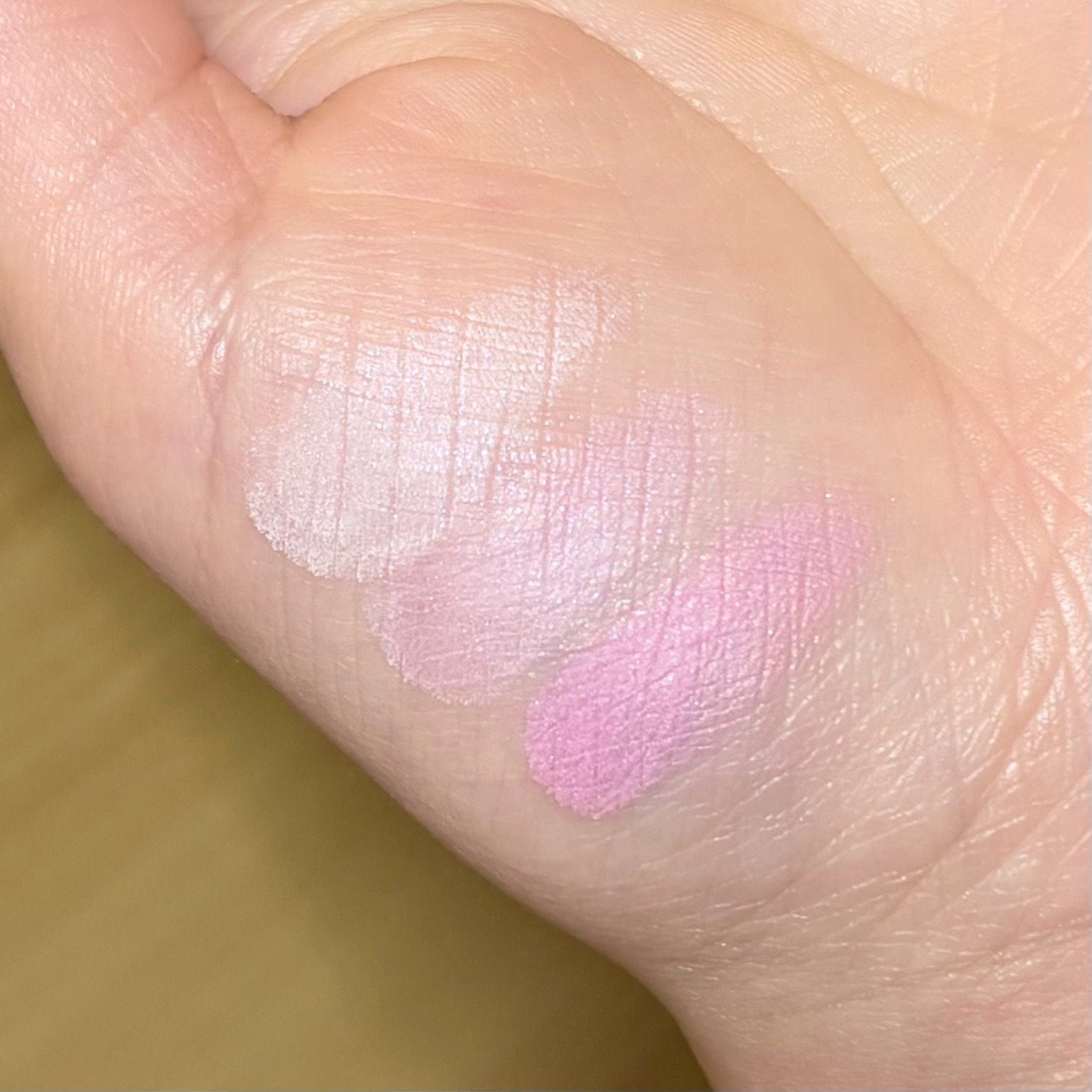 ブラーリング カラー ブラッシュ/SUQQU/パウダーチークを使ったクチコミ（3枚目）