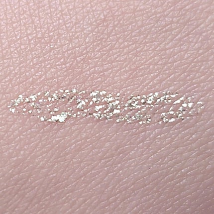 本物のシルバーライナー/Fujiko/リキッドアイライナーを使ったクチコミ(2枚目)