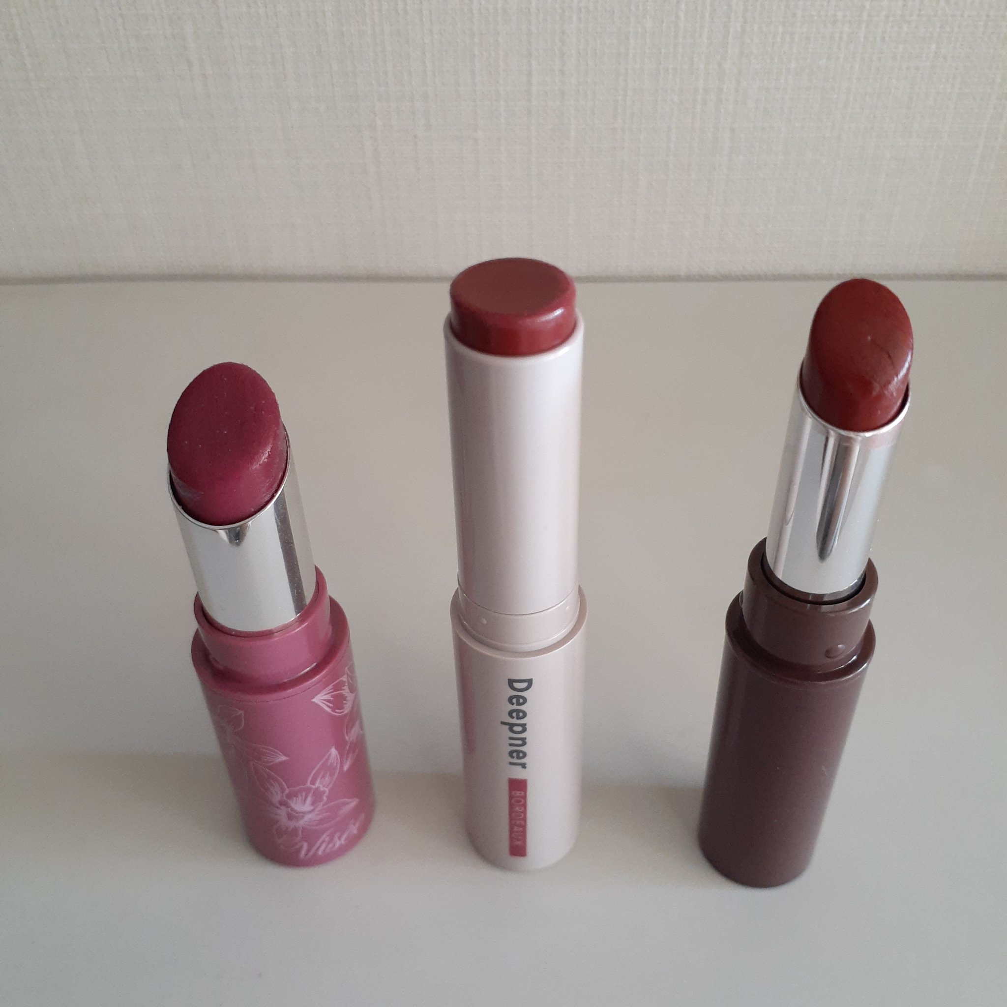 ディープナーリップカラー/近江兄弟社/リップクリームを使ったクチコミ（2枚目）