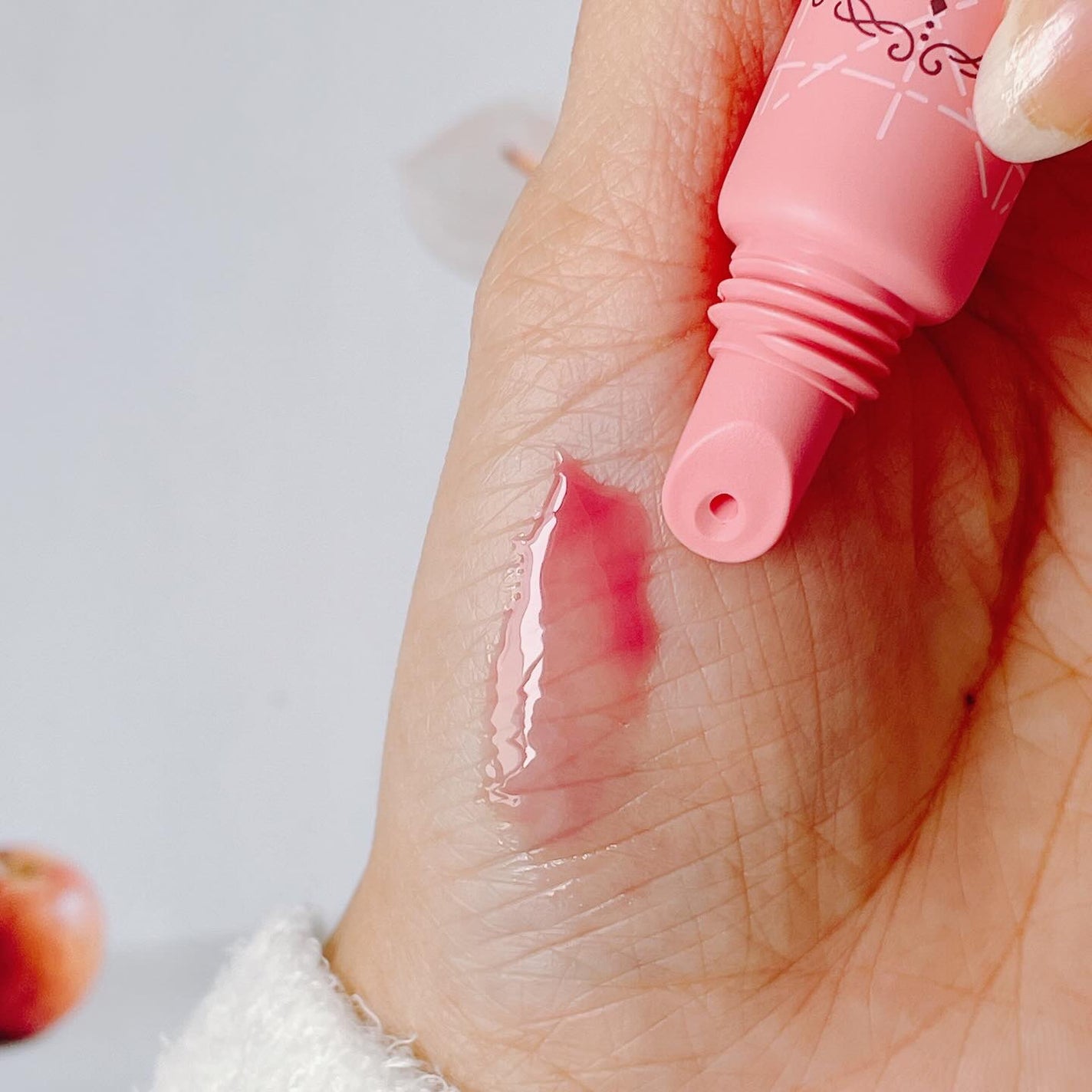 メロウデューリップエッセンス/キャンメイク/リップケアを使ったクチコミ(4枚目)