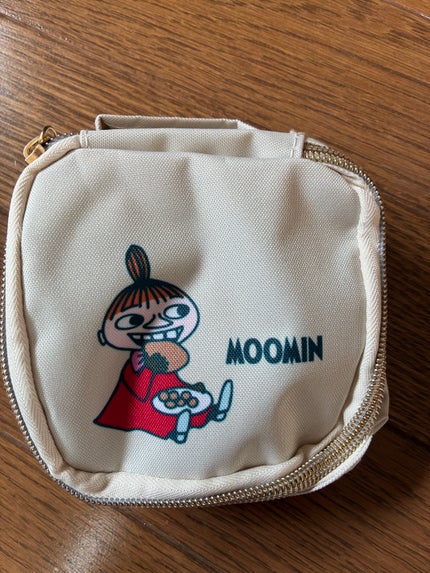 まなみんフォロバ100 on LIPS 「GLOWの1、2月合併号の付録が豪華ムーミンと仲間たち2026..」(4枚目)