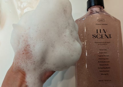 みきみきちゃま on LIPS 「【PR】#マツキヨコスメ#2wayスクラブ#香水スクラブ今回ご..」(4枚目)