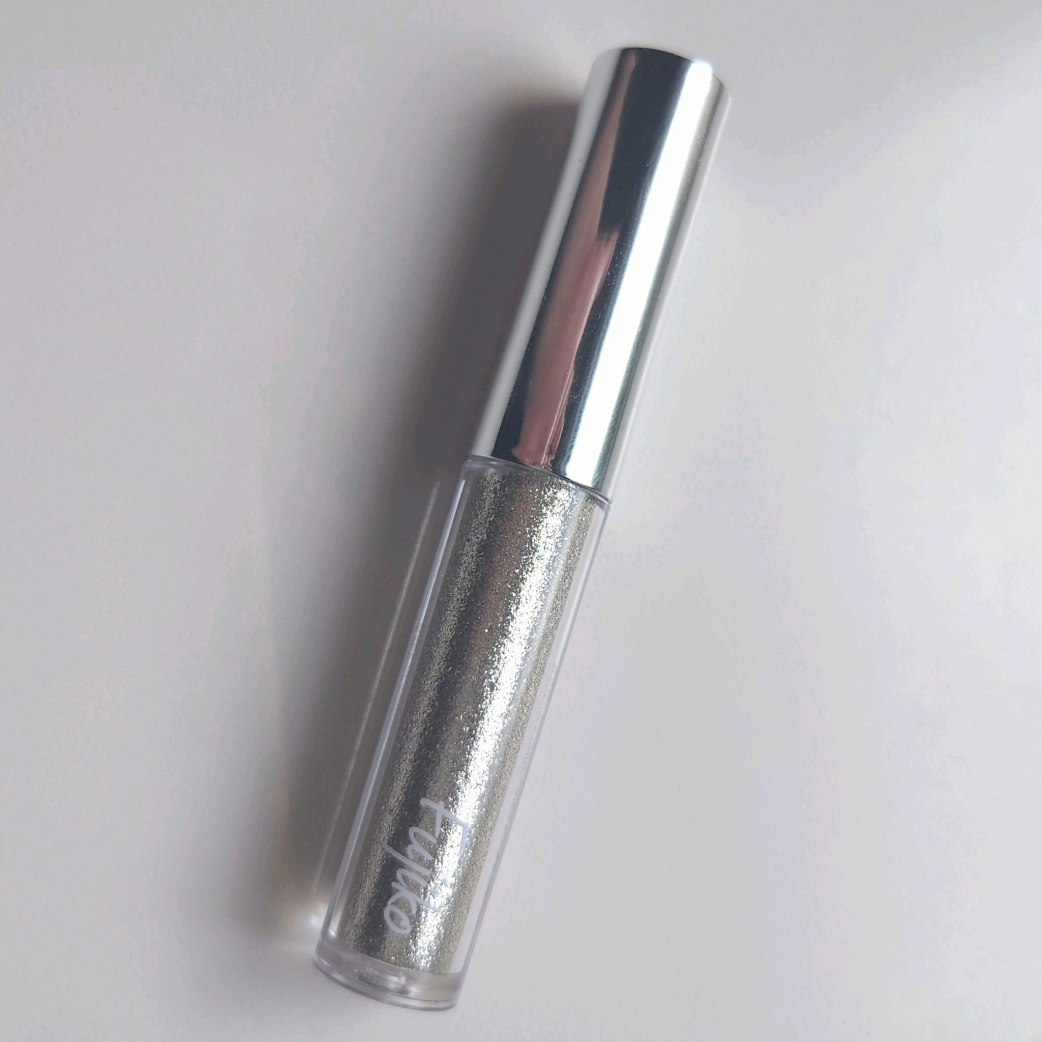 本物のシルバーライナー/Fujiko/リキッドアイライナーを使ったクチコミ（1枚目）