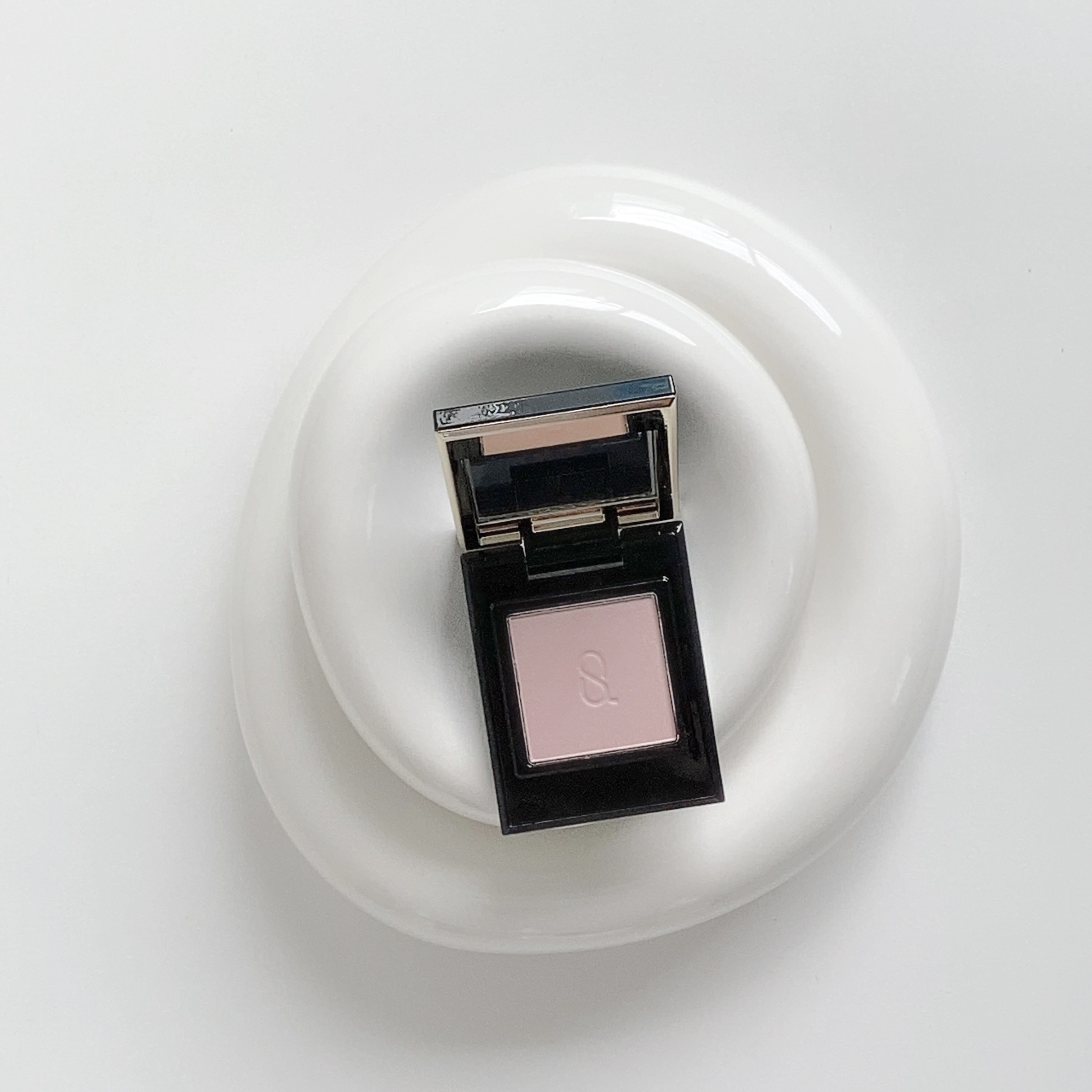 モノ ルック アイズ/SUQQU/単色アイシャドウを使ったクチコミ（1枚目）